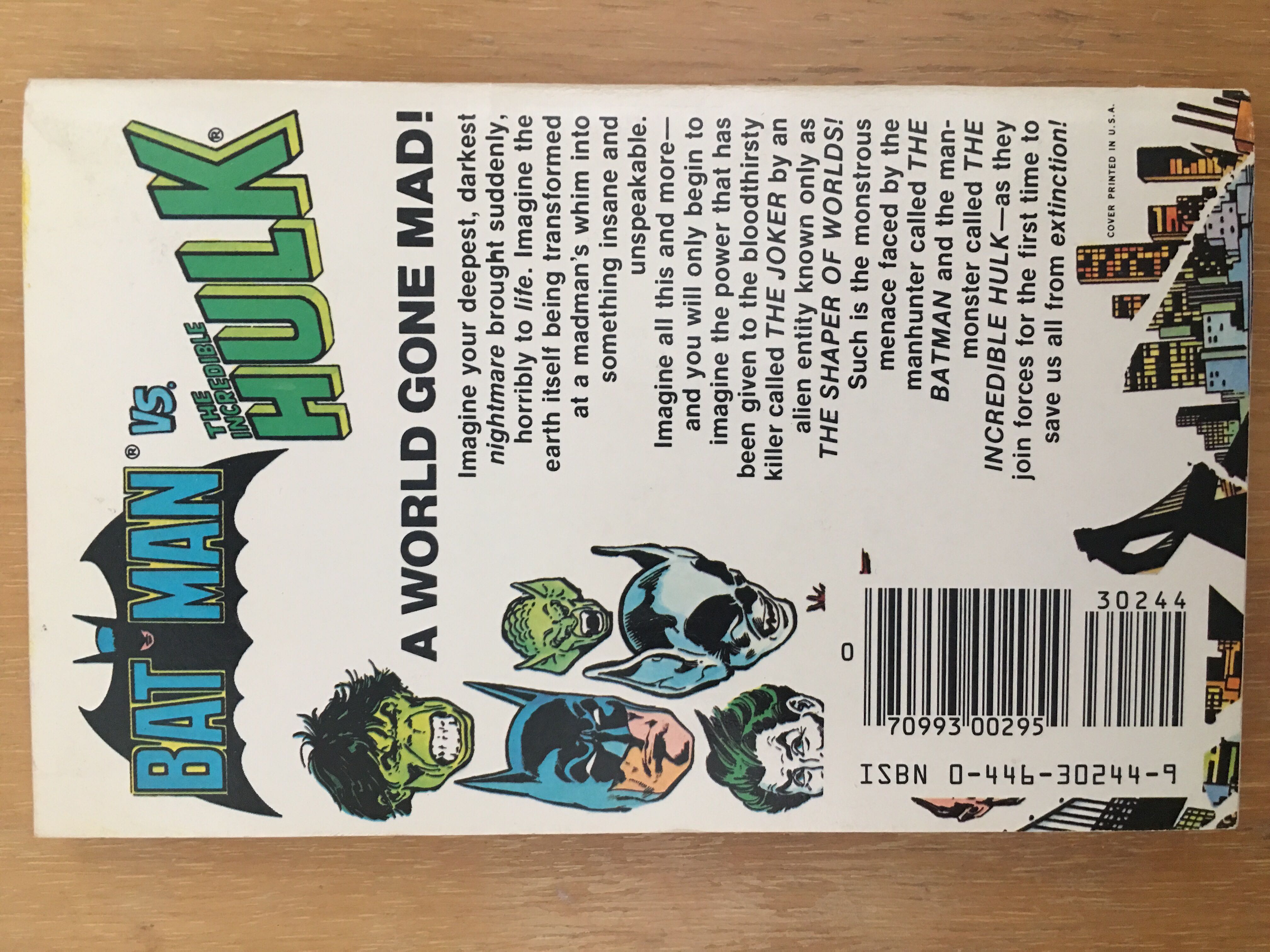 Batman VS Hulk PB Book  action figure collectible [Barcode 070993002954] - Main Image 2
