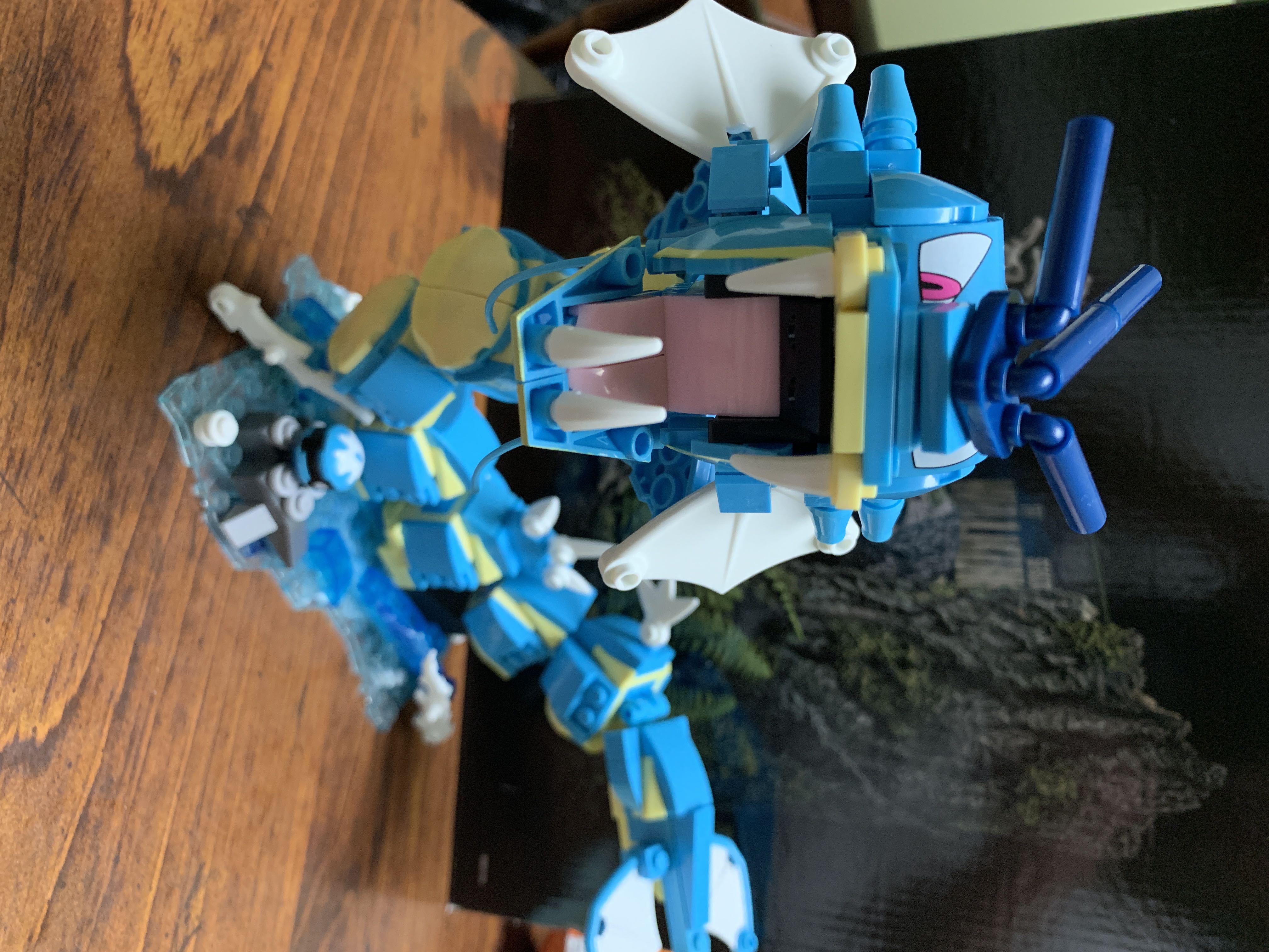 AANG ON AIRSCOOTER #541 “GLOW”