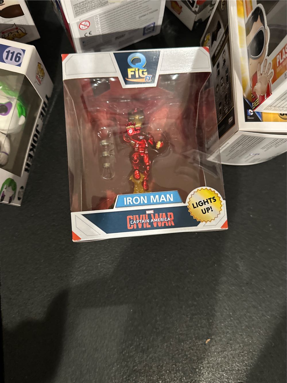 Iron Man  action figure collectible [Barcode 812095023389] - Main Image 2