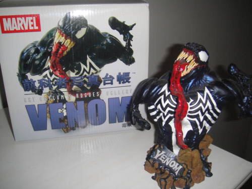 Batman VS Hulk PB Book