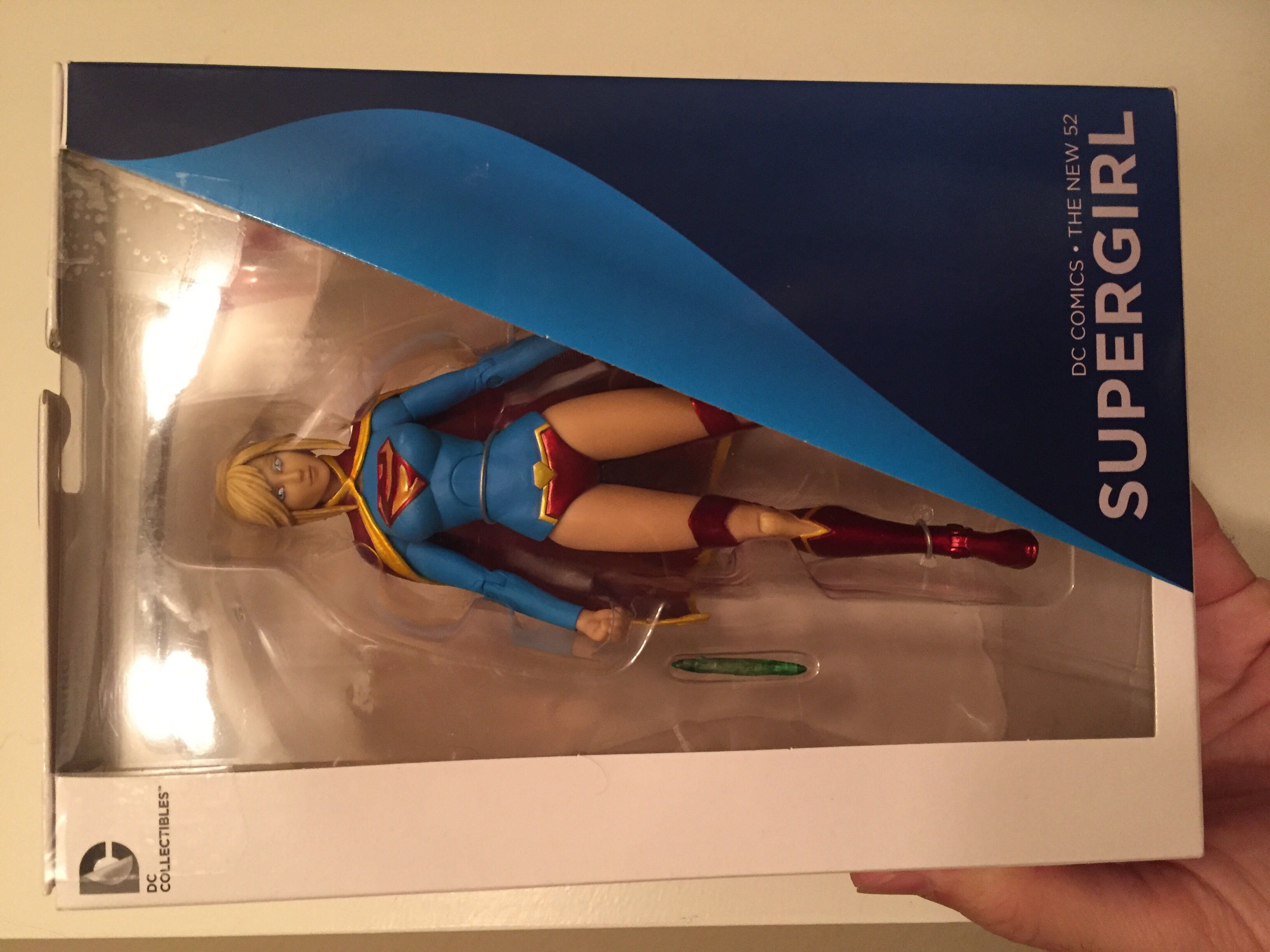 DC Collectibles Supergirl The New 52 - DC Collectibles (DC Comics) action figure collectible [Barcode 761941380780] - Main Image 2