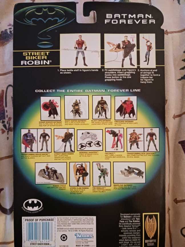 Batman Forever - Street Biker Robin - Kenner (Batman Forever (1995)) action figure collectible [Barcode 076281641447] - Main Image 2