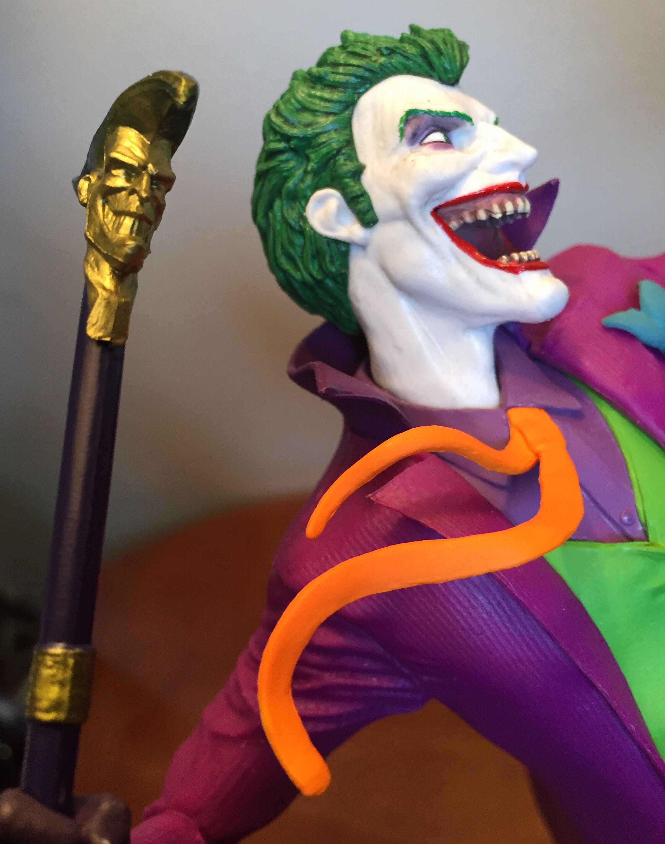 DC Core The Joker  - DC Collectibles action figure collectible [Barcode 761941358574] - Main Image 3