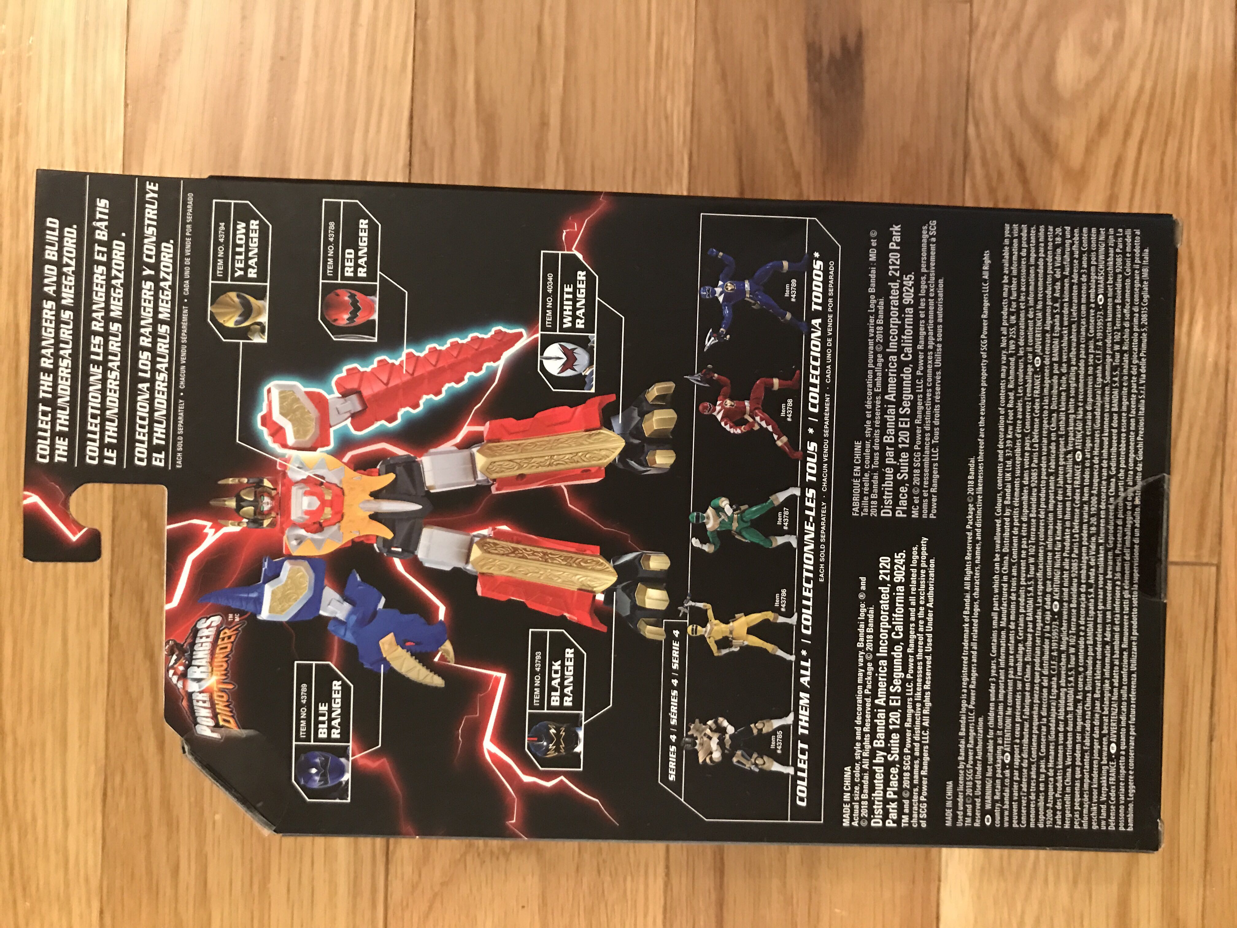 Power Rangers Bandai - Dino Thunder Red Ranger - Bandai America (Power Rangers Legacy Collection) action figure collectible [Barcode 045557437886] - Main Image 2