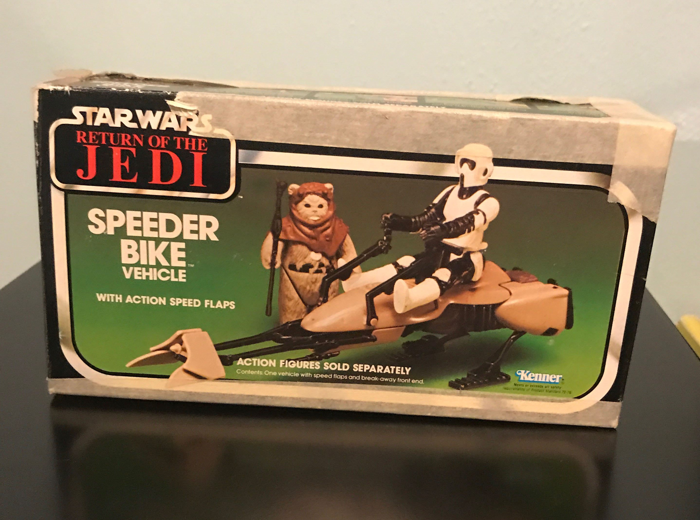 Kenner - Speeder Bike - Kenner (Star Wars) action figure collectible [Barcode 076281705002] - Main Image 3
