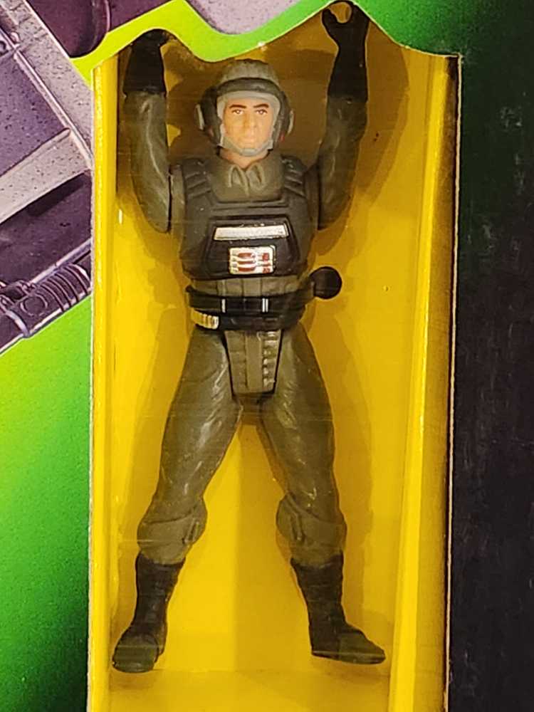 A-Wing Fighter With Pivoting Laser Cannons & Retractable Tripod Landing Gear! - Kenner (Star Wars: The Power of the Force) action figure collectible [Barcode 076281697321] - Main Image 3