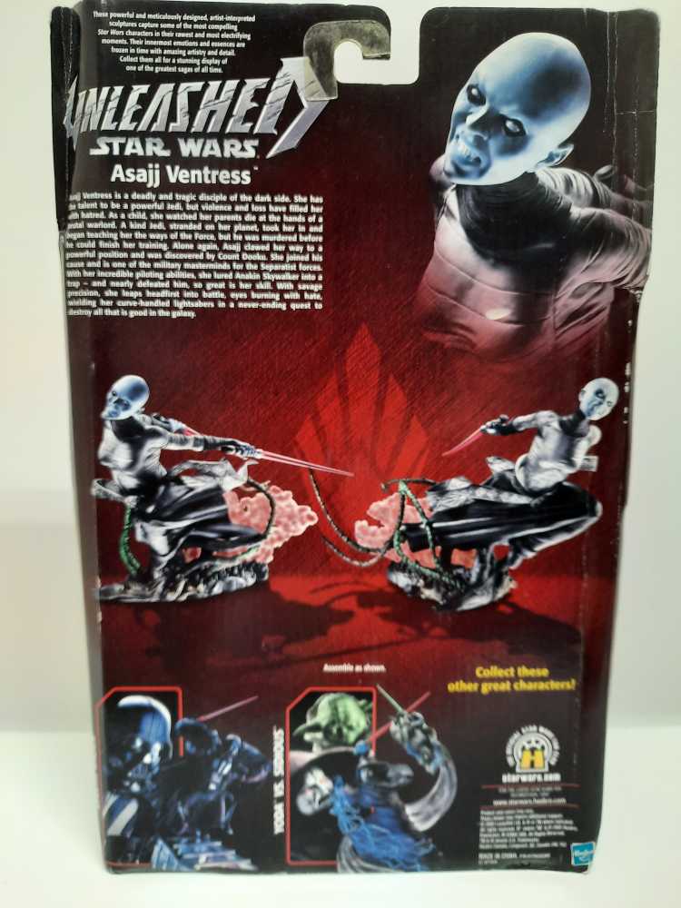 Asajj Ventress - Hasbro (Star Wars: The Clone Wars Micro Series) action figure collectible [Barcode 653569045328] - Main Image 2