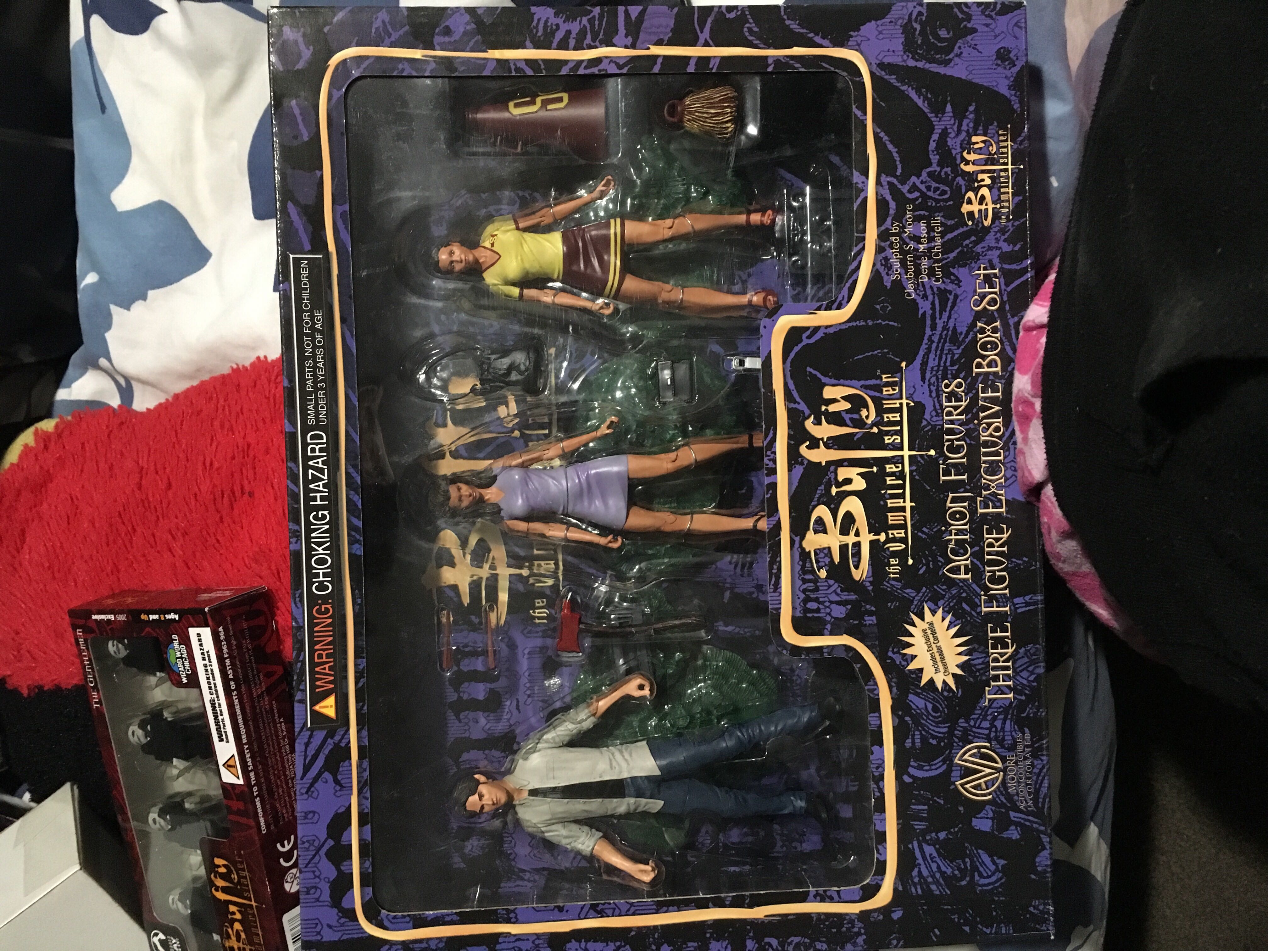 Three Figure - Xander, Cordelia, Cheerleader Cordelia - Moore Action Collectables (Buffy The Vampire Slayer) action figure collectible [Barcode 661470000459] - Main Image 2