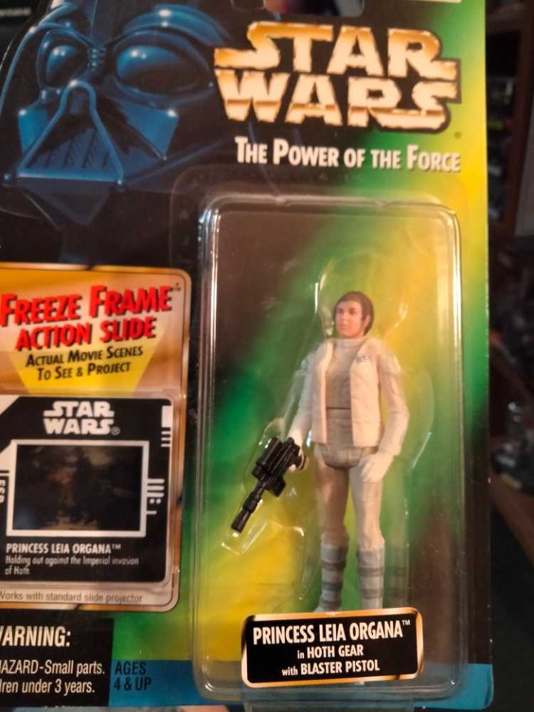 Princess Leia Organa (Hoth Gear) - Kenner / Hasbro (Power of The Force 2) action figure collectible [Barcode 076281841434] - Main Image 2