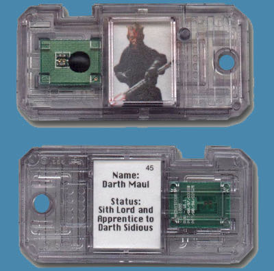 Darth Maul (Sith Lord) W/ Lightsaber W/removable Blade - Hasbro (Episode 1 (commtech Chip)) action figure collectible [Barcode 076281842479] - Main Image 4