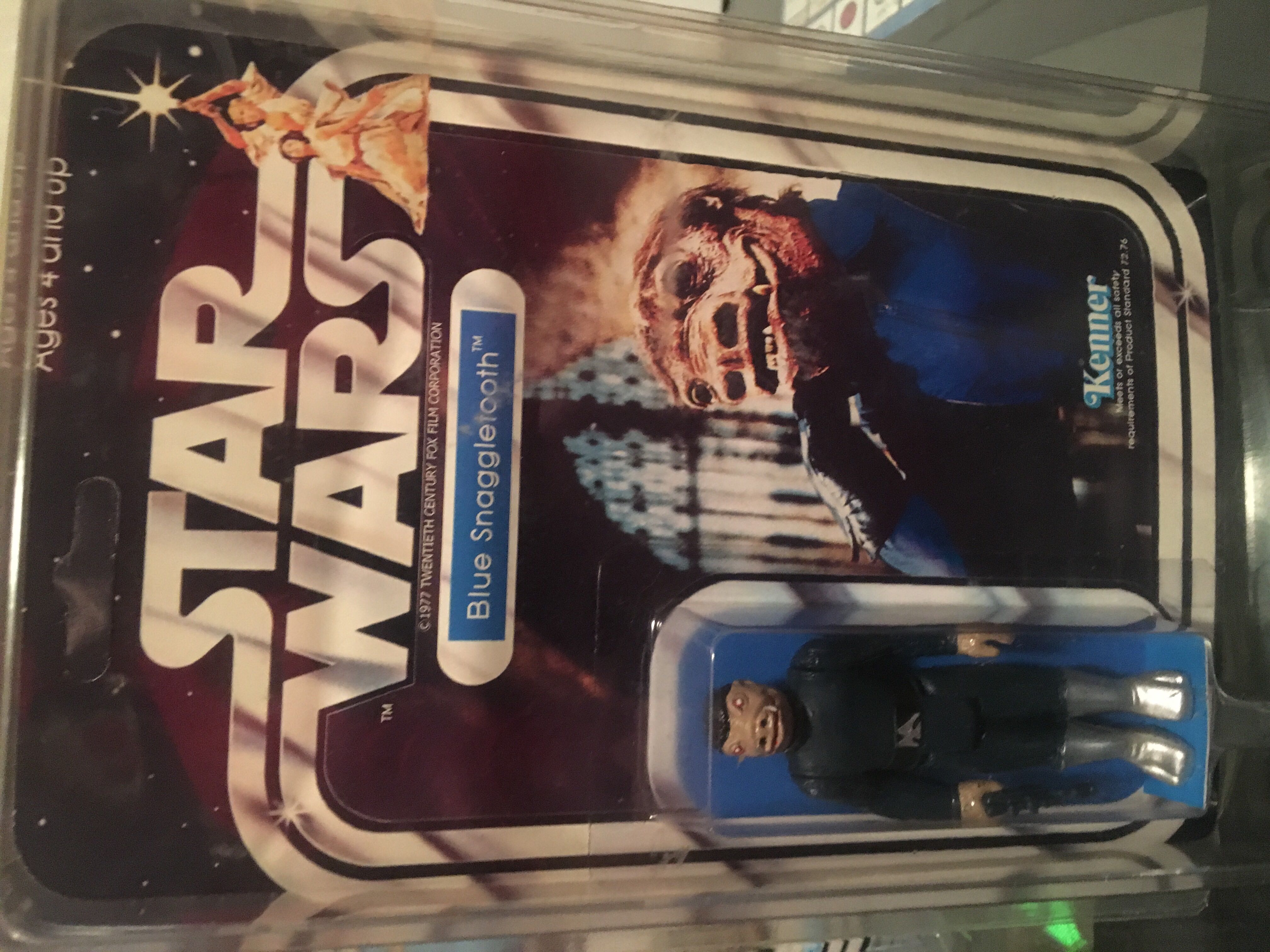 Transformers G1 Autobot Bumblebee (Black)