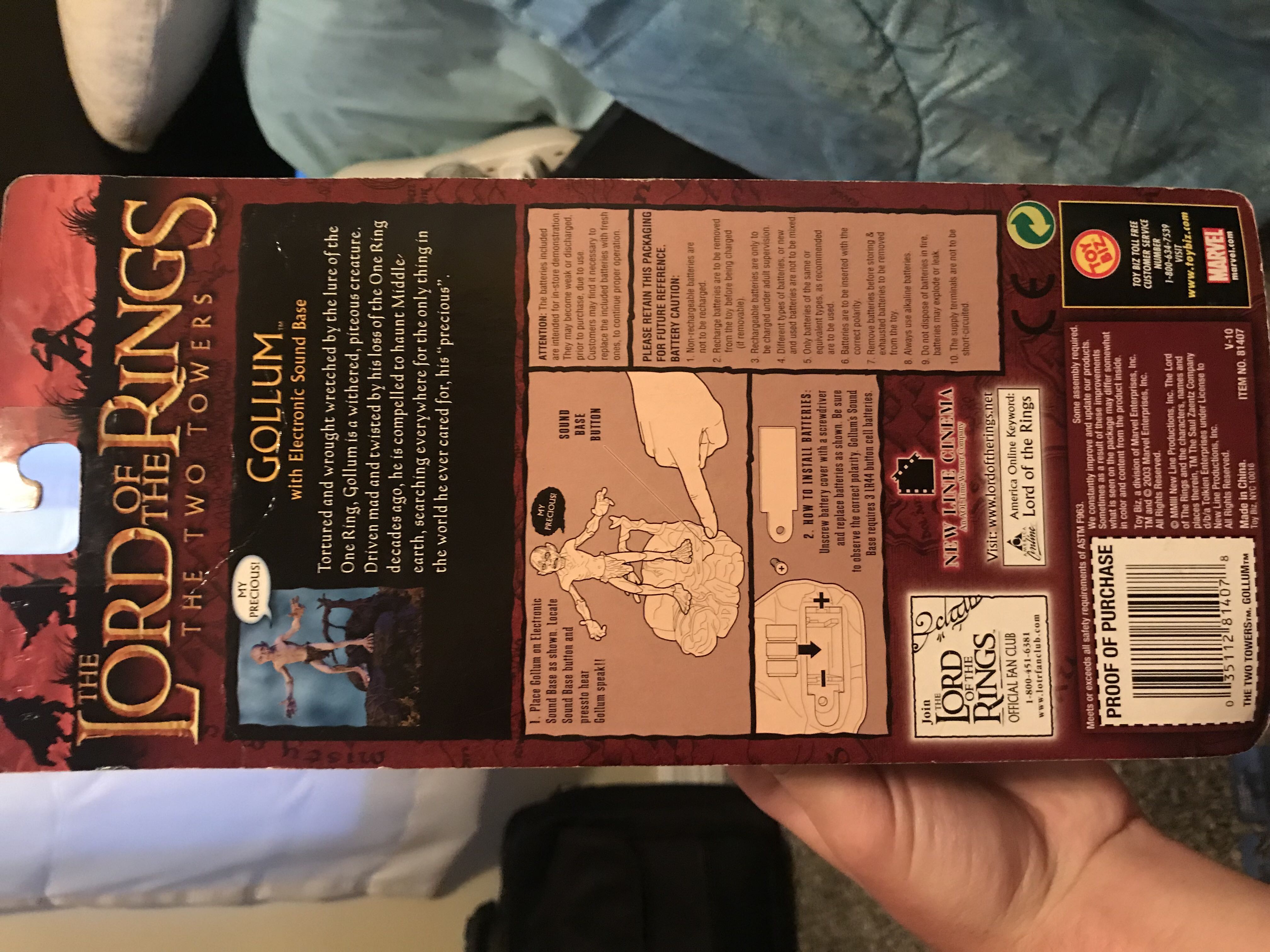 Gollum (with Electronic Sound Base) - Toy Biz (LOTR: The Two Towers) action figure collectible - Main Image 2