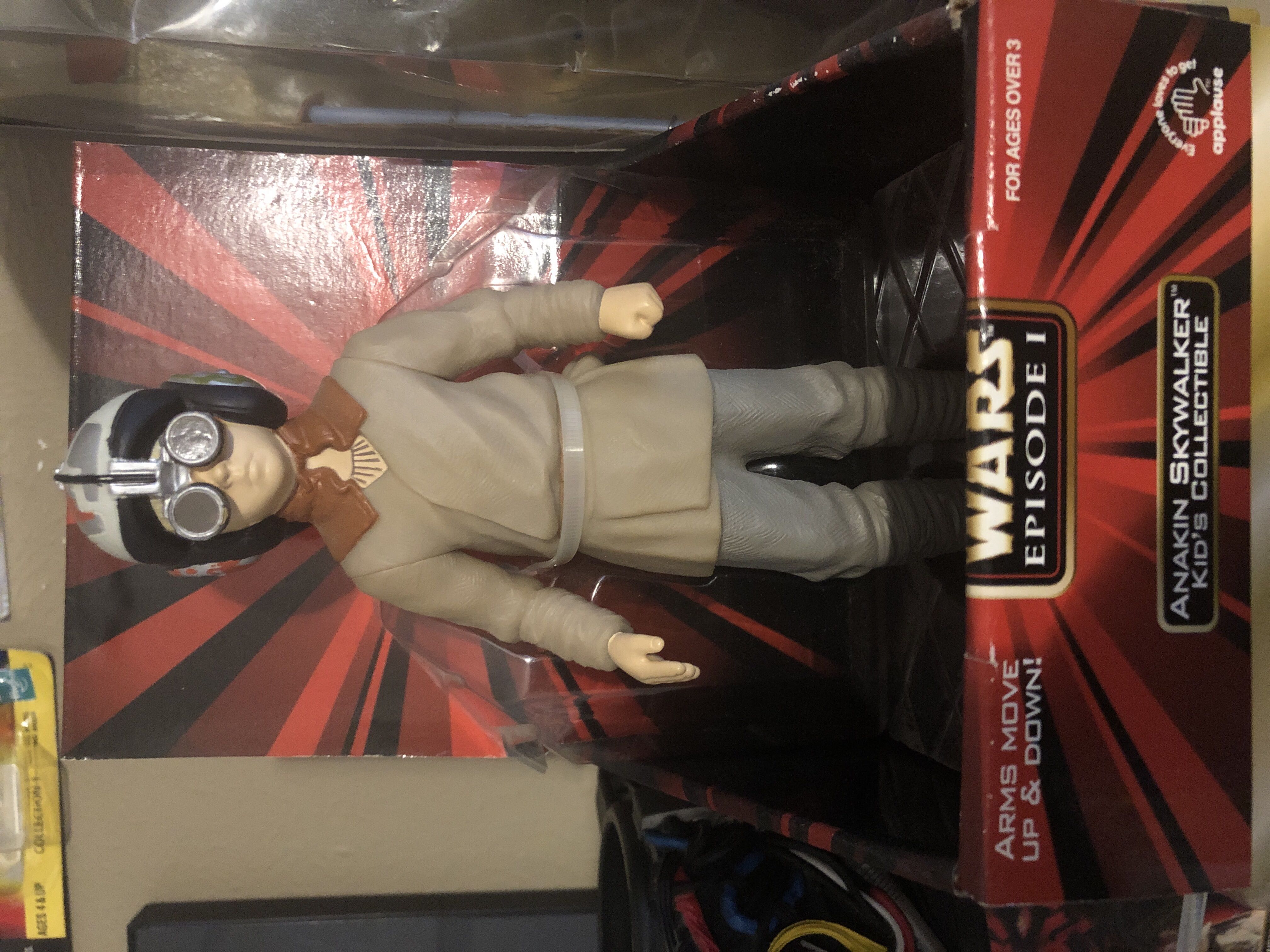 Pennywise (w/severed arm)