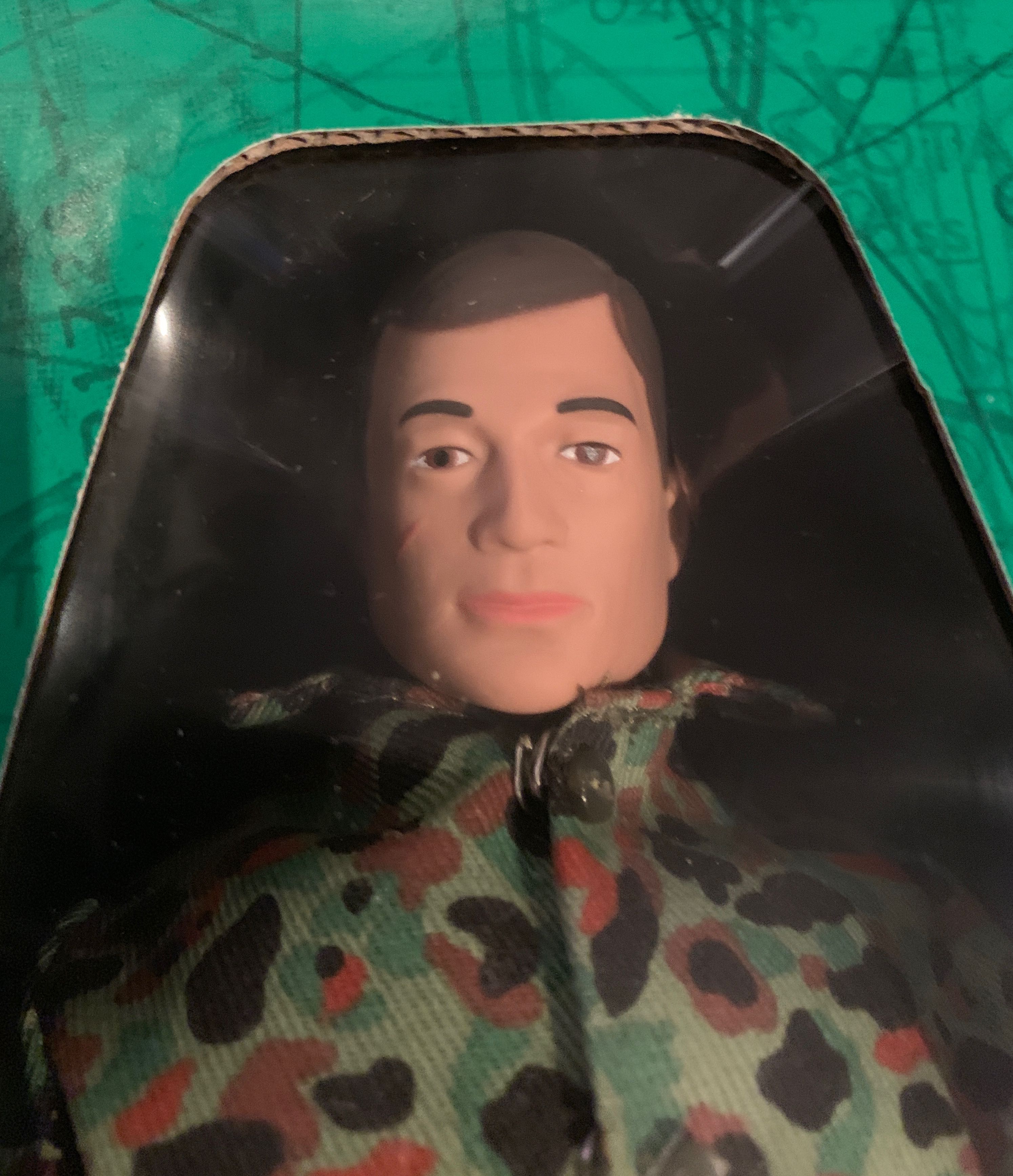 Action Marine Medic - Hasbro (40th Anniversary) action figure collectible [Barcode 076930533260] - Main Image 2