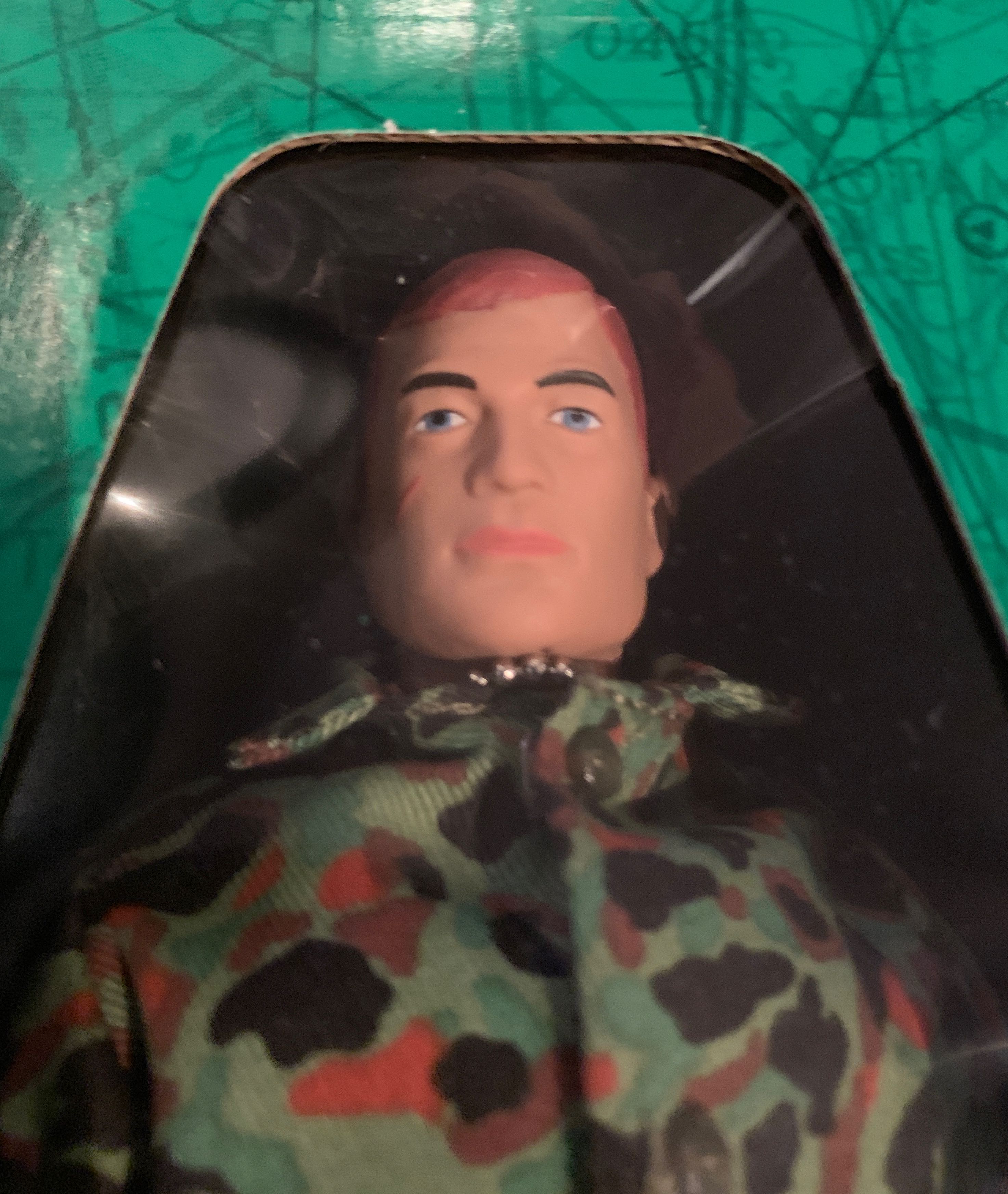 Action Marine Medic - Hasbro (40th Anniversary) action figure collectible [Barcode 076930533260] - Main Image 4