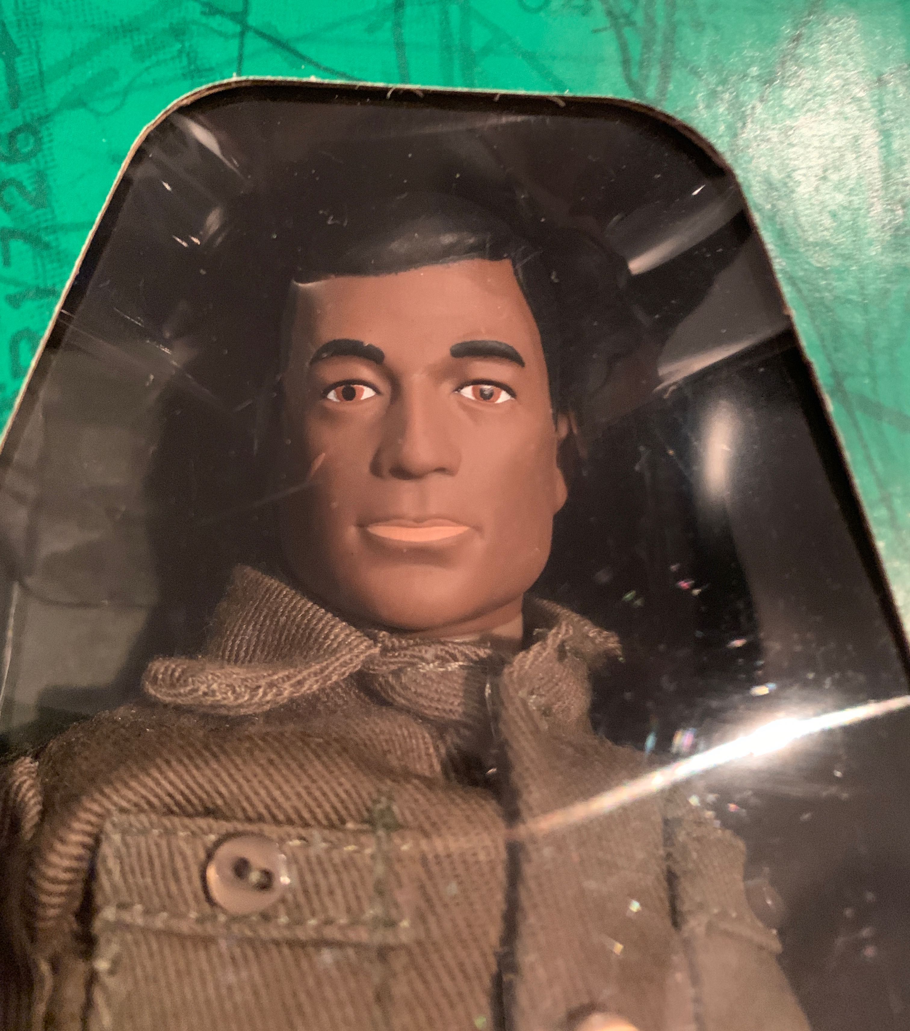 Action Soldier Military Police - Hasbro action figure collectible [Barcode 076930807200] - Main Image 2