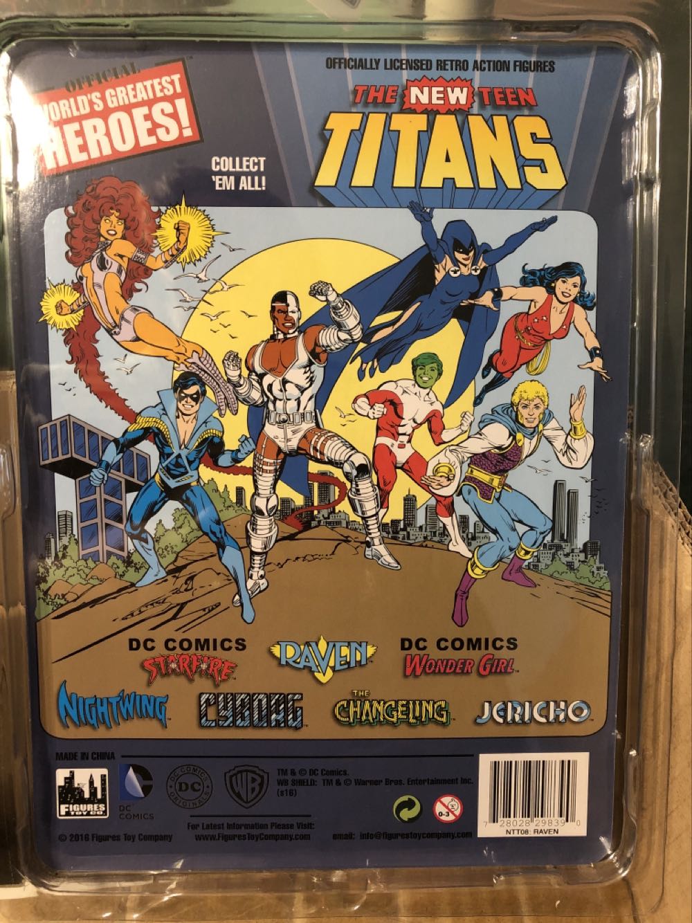 Figures Toy Company Teen Titans Raven  - Figures Toy Company (The New Teen Titans Retro 8 Inch Action Figures Series 1) action figure collectible [Barcode 728028298390] - Main Image 3