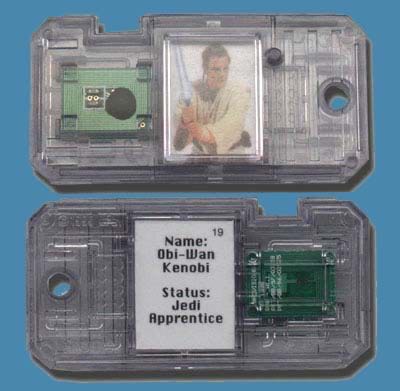 Obi-Wan Kenobi w/ Lightsaber and Comlink - Hasbro (Episode 1 (commtech Chip)) action figure collectible [Barcode 076281842448] - Main Image 4