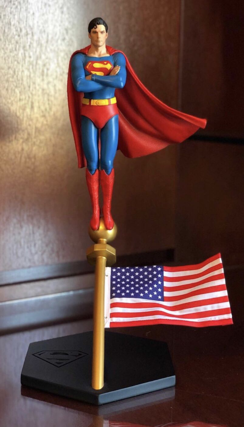 Superman 1978 - Iron Studios (DC Movies Iron Studios) action figure collectible - Main Image 2