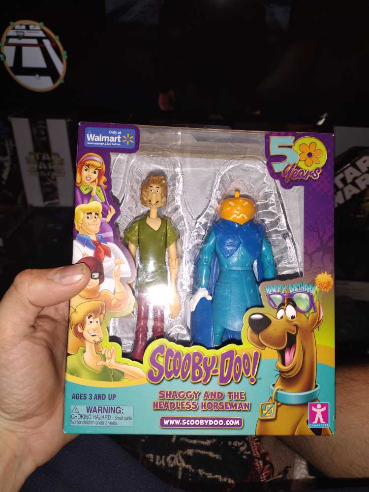 Scooby-Doo 50th - Shaggy and Headless Horseman Twin Pack - Character Options (Hanna-Barbera) action figure collectible [Barcode 860001623130] - Main Image 3