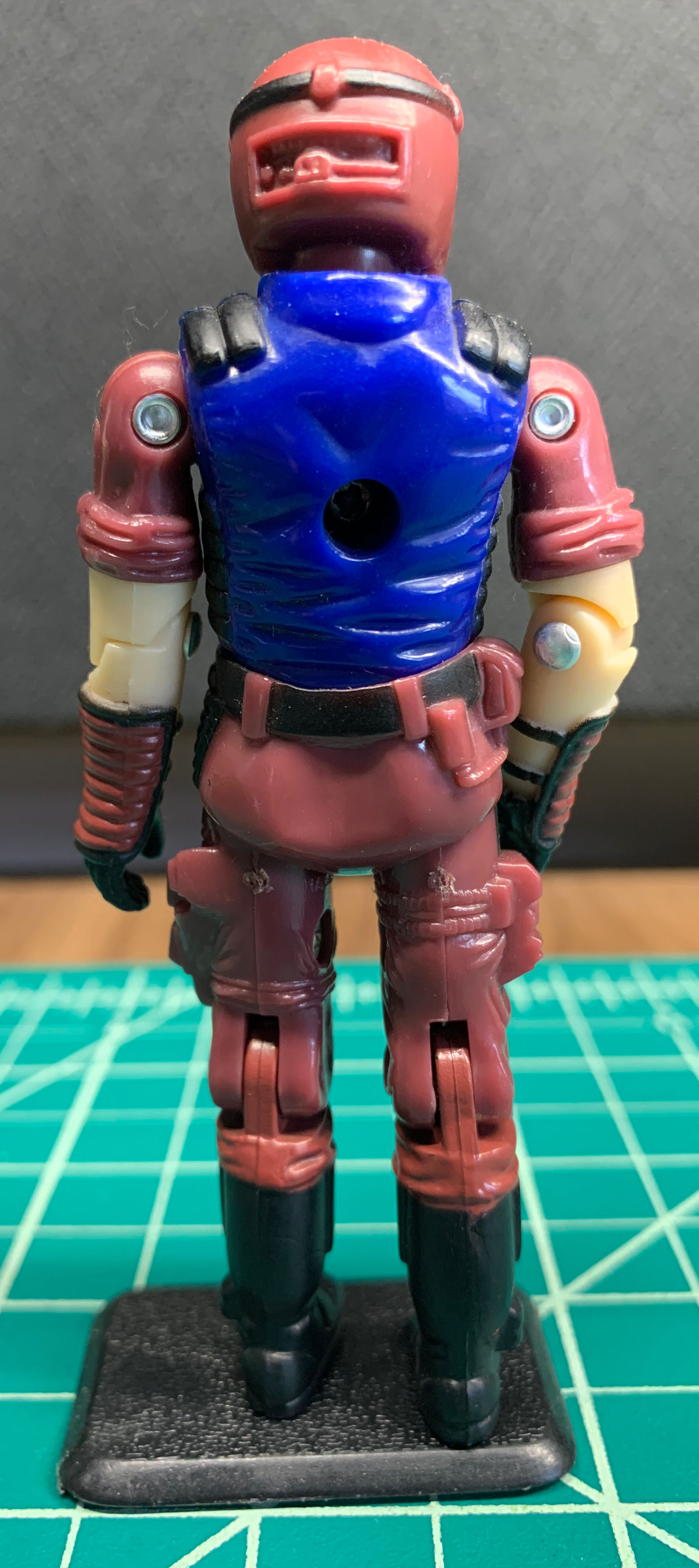 Viper (V5) - Hasbro (Series 14) action figure collectible - Main Image 2