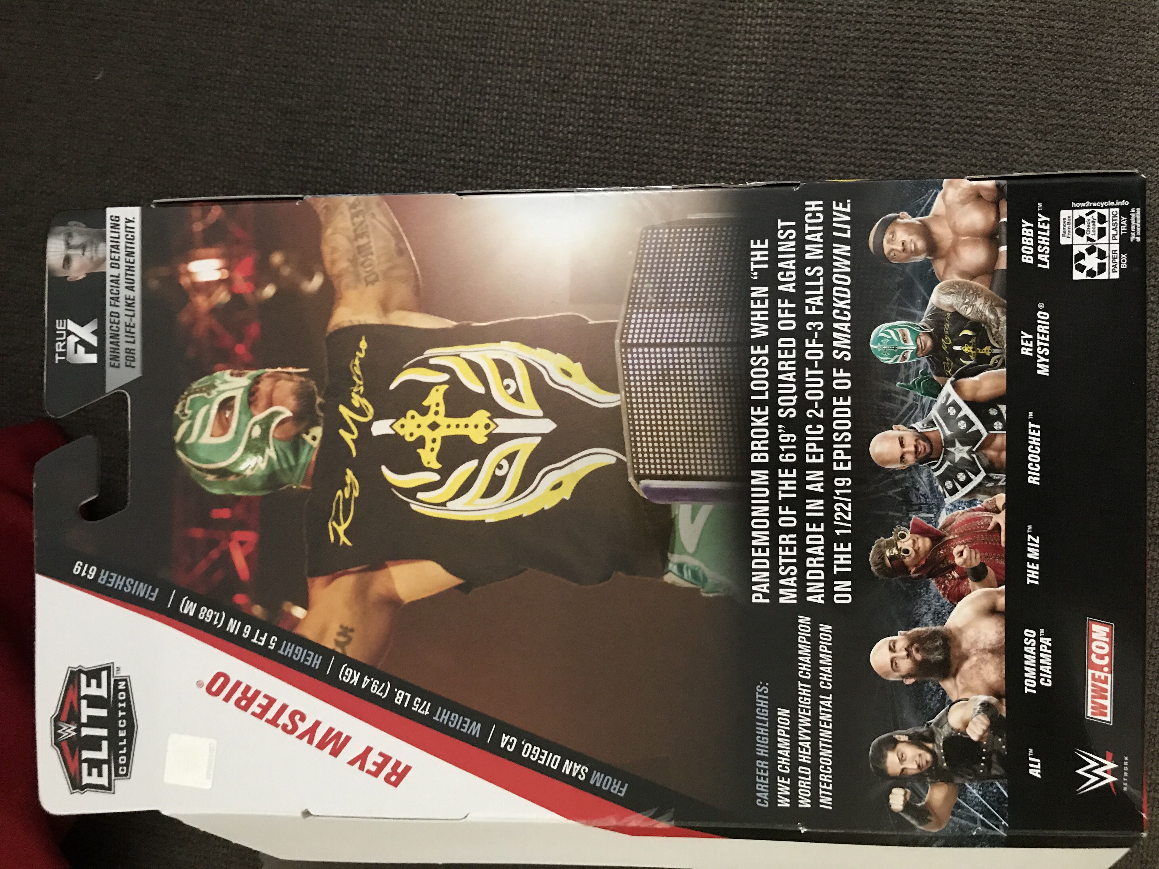 WWE Mattel Elite Series 69 Rey Mysterio - Mattel (Wwe Elite) action figure collectible [Barcode 887961730333] - Main Image 2