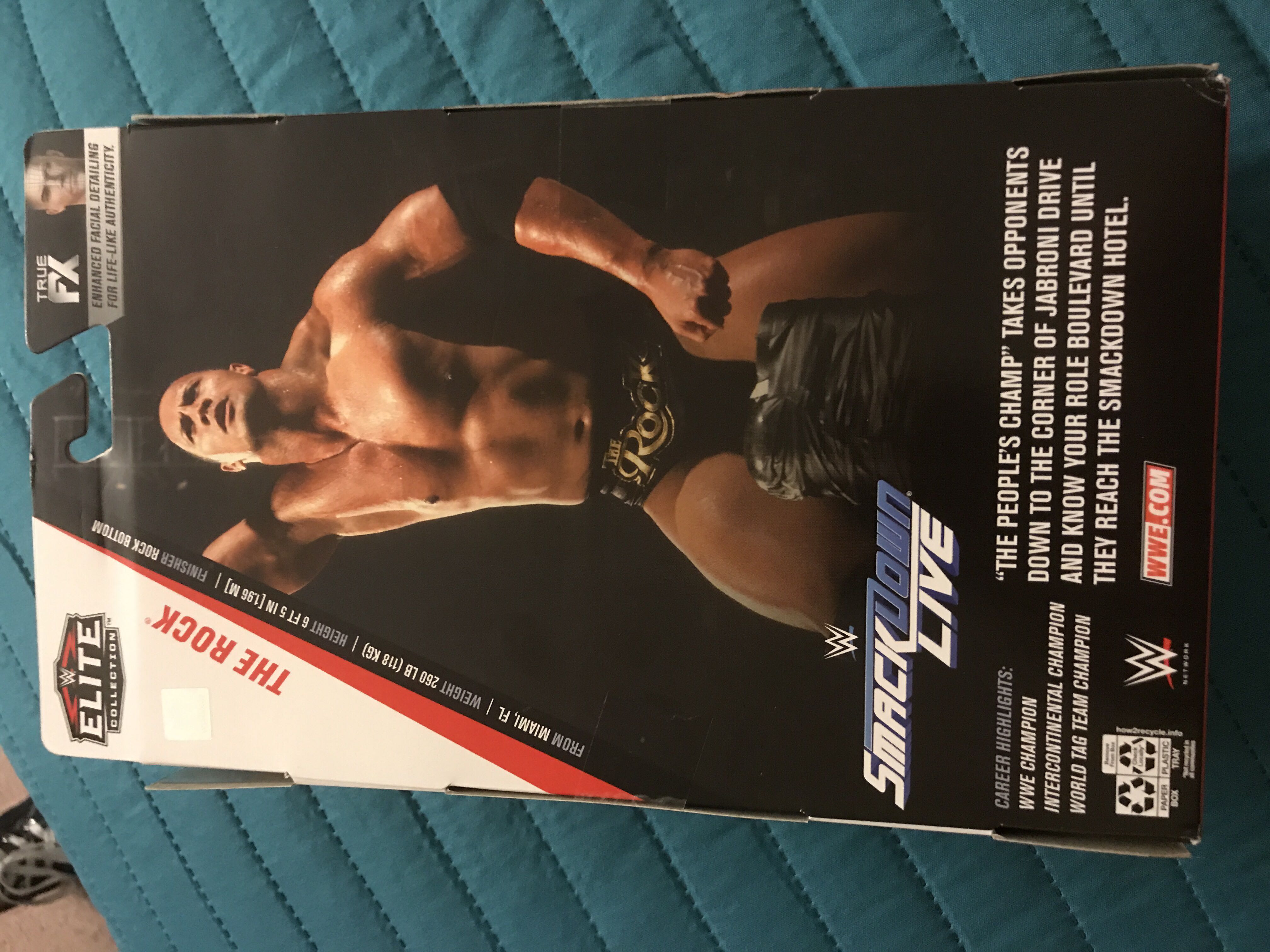 WWE Elite - The Rock - Mattel (WWE Elite Collection Series) action figure collectible [Barcode 887961854329] - Main Image 2