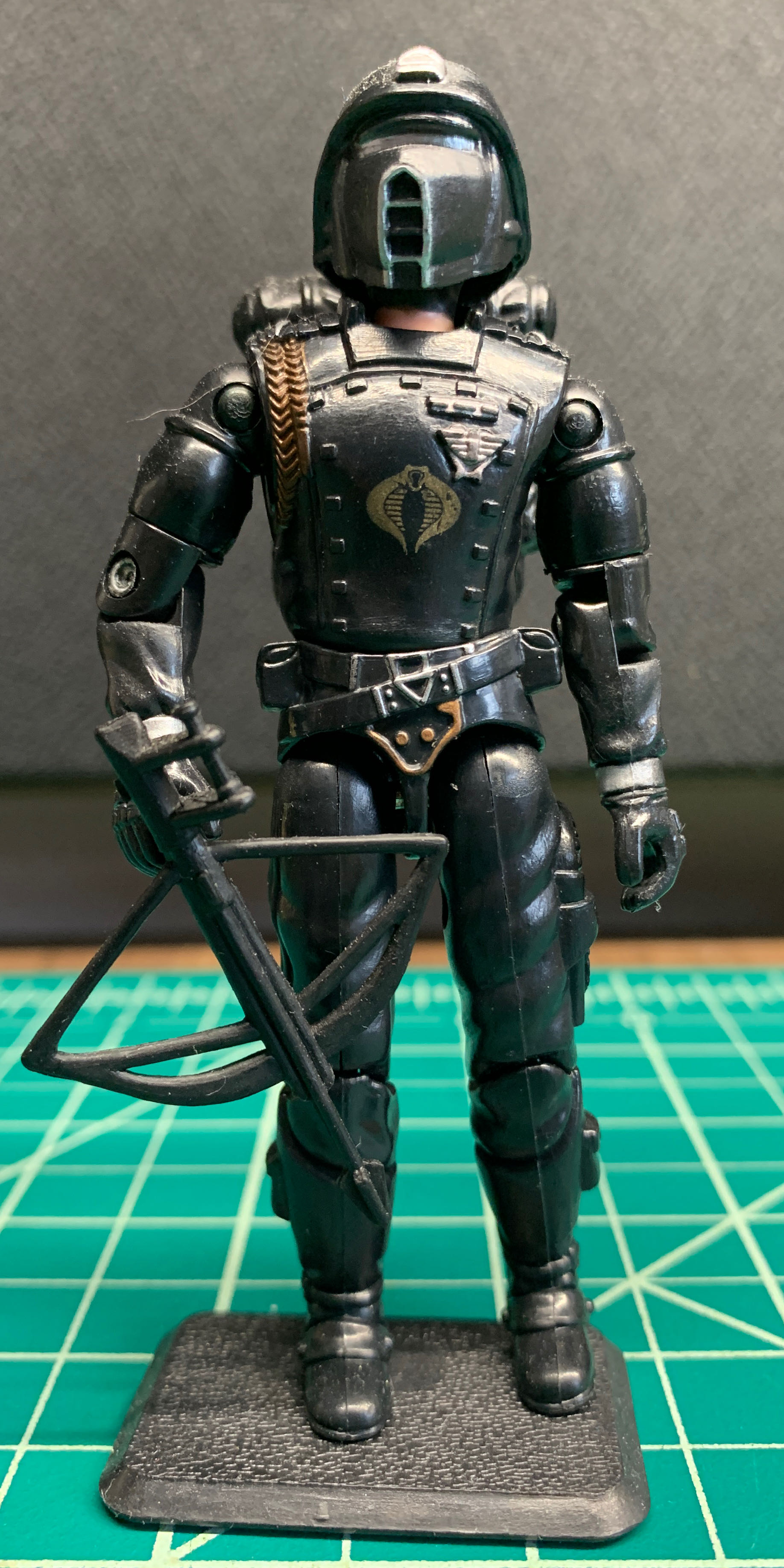 Crimson Shadow Guard (V8) #3 - Hasbro (Series 21) action figure collectible - Main Image 1