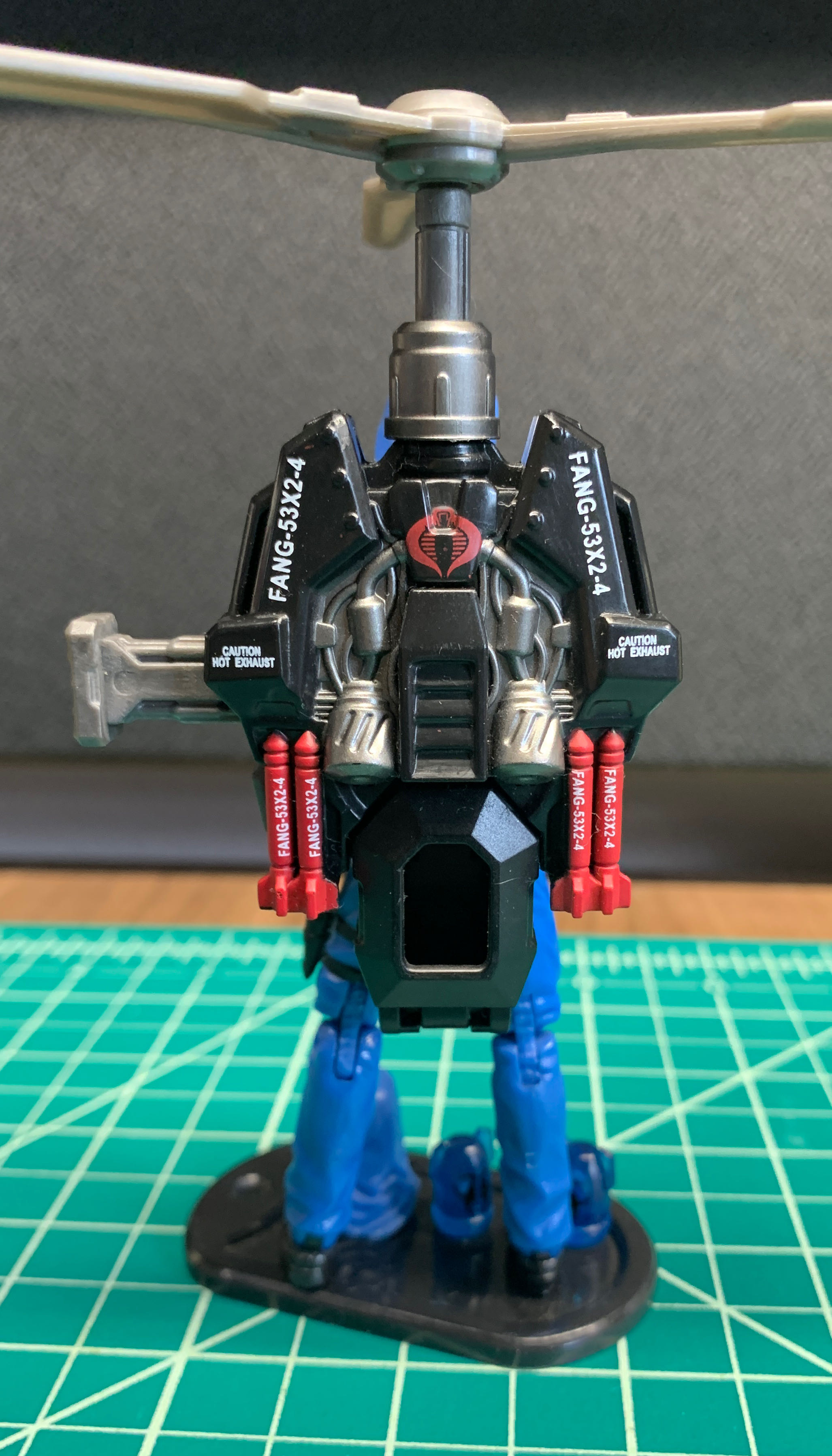 Cobra Commander (V53) - Hasbro (Series 29) action figure collectible - Main Image 2