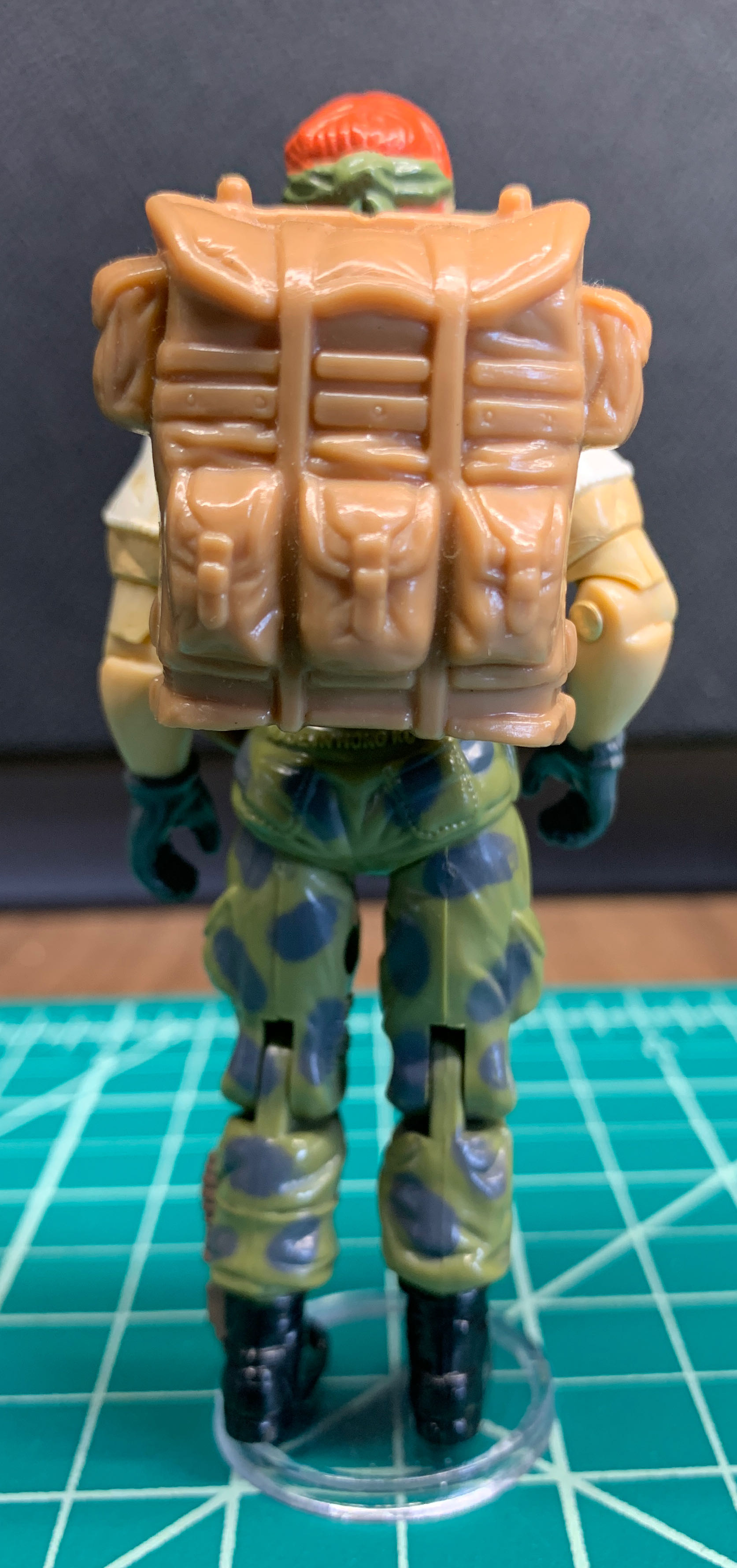 Outback - Hasbro (Series 6) action figure collectible - Main Image 2