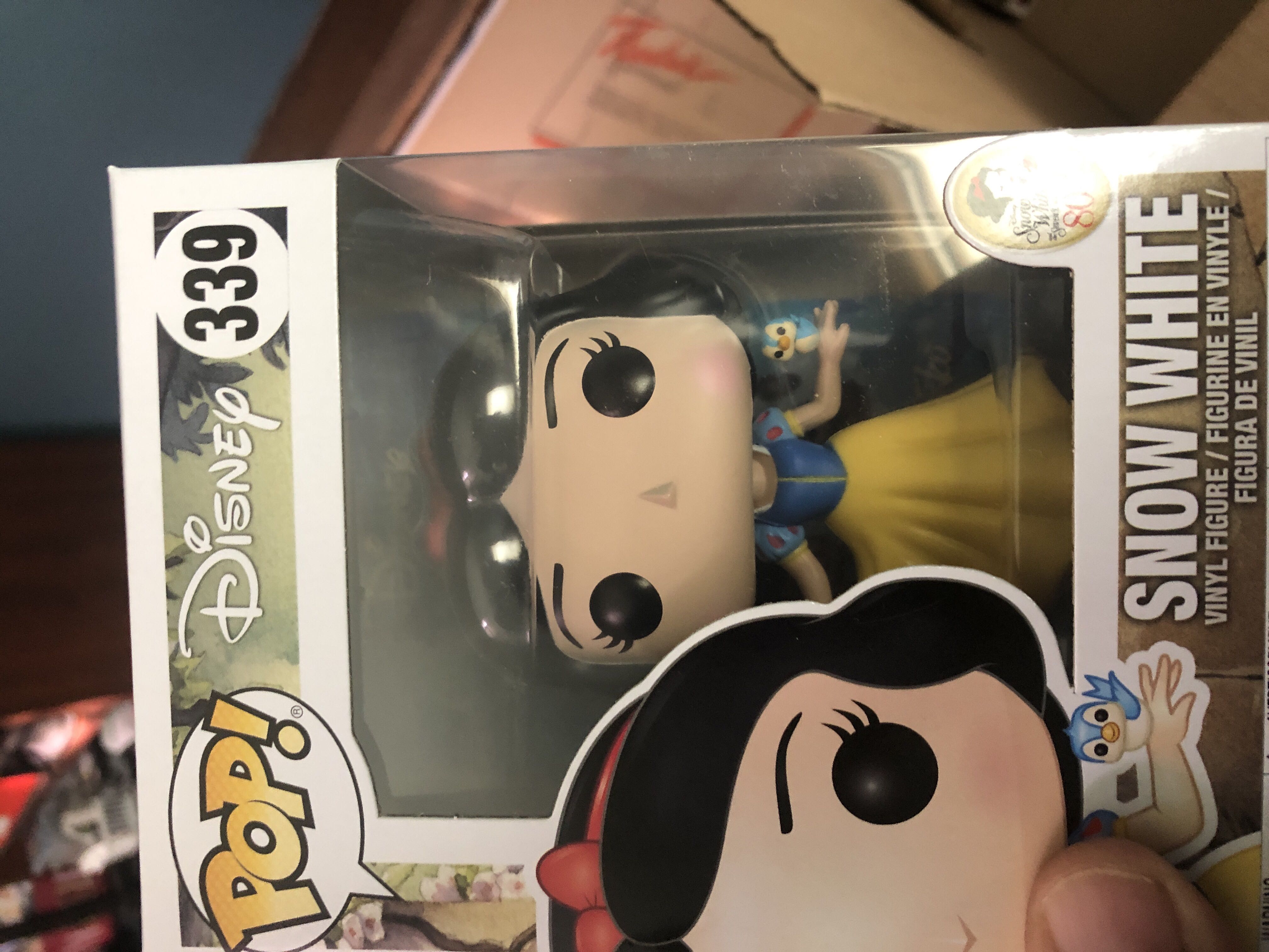 Funko Pop Snow White # 339   action figure collectible [Barcode 889698217163] - Main Image 1