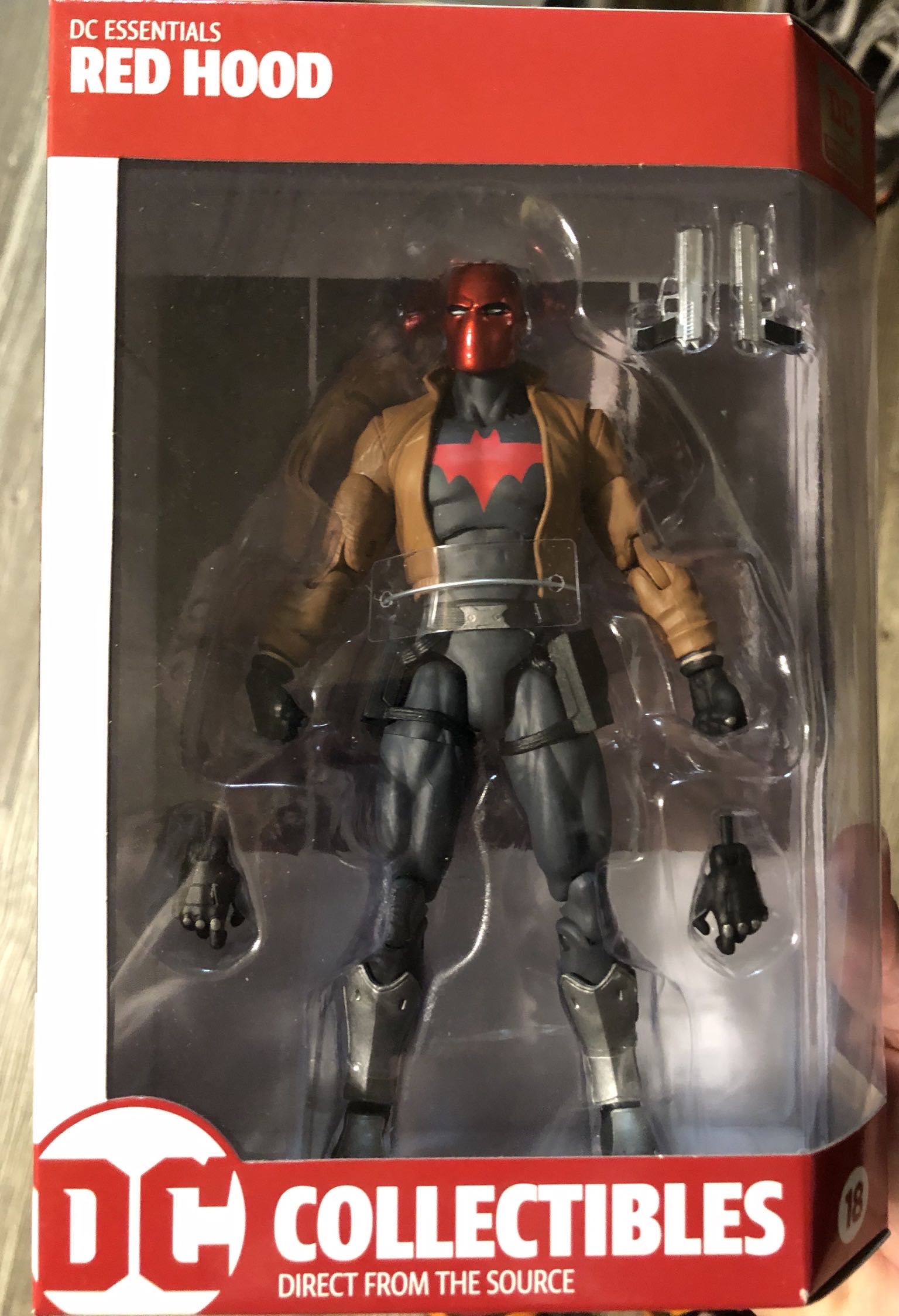 Red Hood - DC Collectibles (DC Essentials) action figure collectible [Barcode 761941355924] - Main Image 4