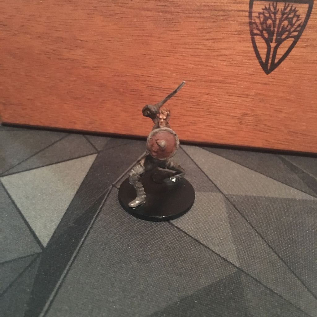 Pillars of Eternity Miniature: Eder action figure collectible - Main Image 1