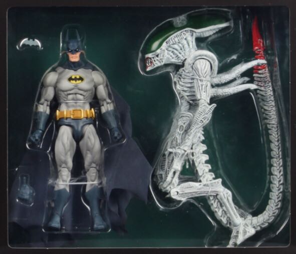 Batman & Alien Joker - Neca (Batman vs. Aliens) action figure collectible [Barcode 634482516553] - Main Image 2