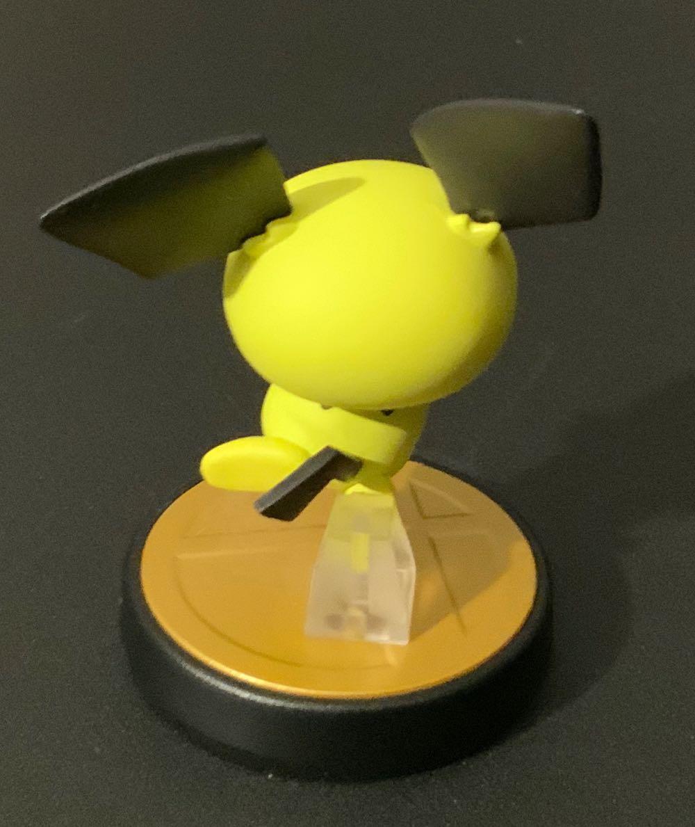 Pichu - Nintendo (Amiibo - Super Smash Bros.) action figure collectible - Main Image 3
