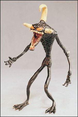 Spawn Violator Black  action figure collectible - Main Image 2