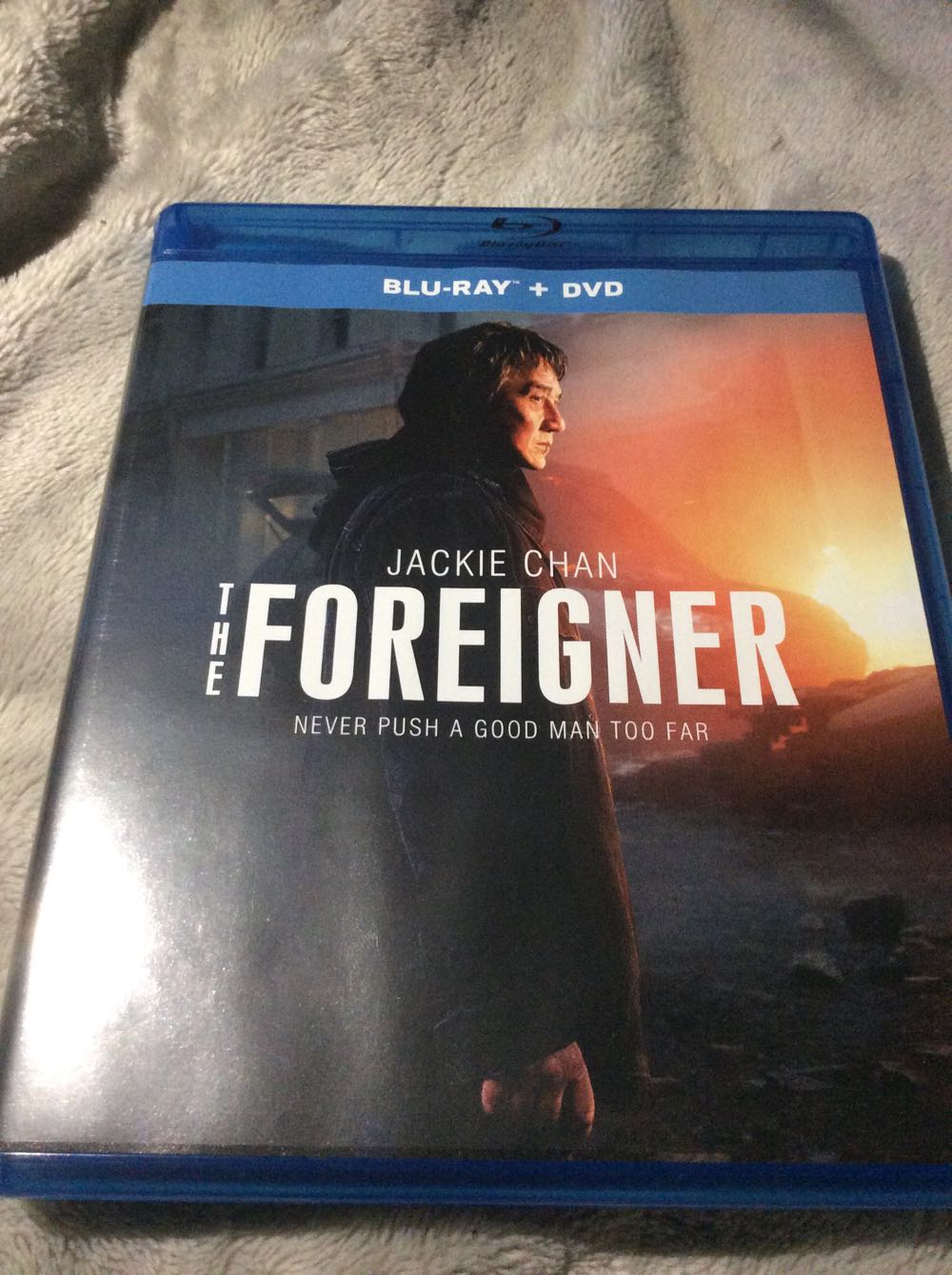 The Foreigner  action figure collectible [Barcode 025192377488] - Main Image 1