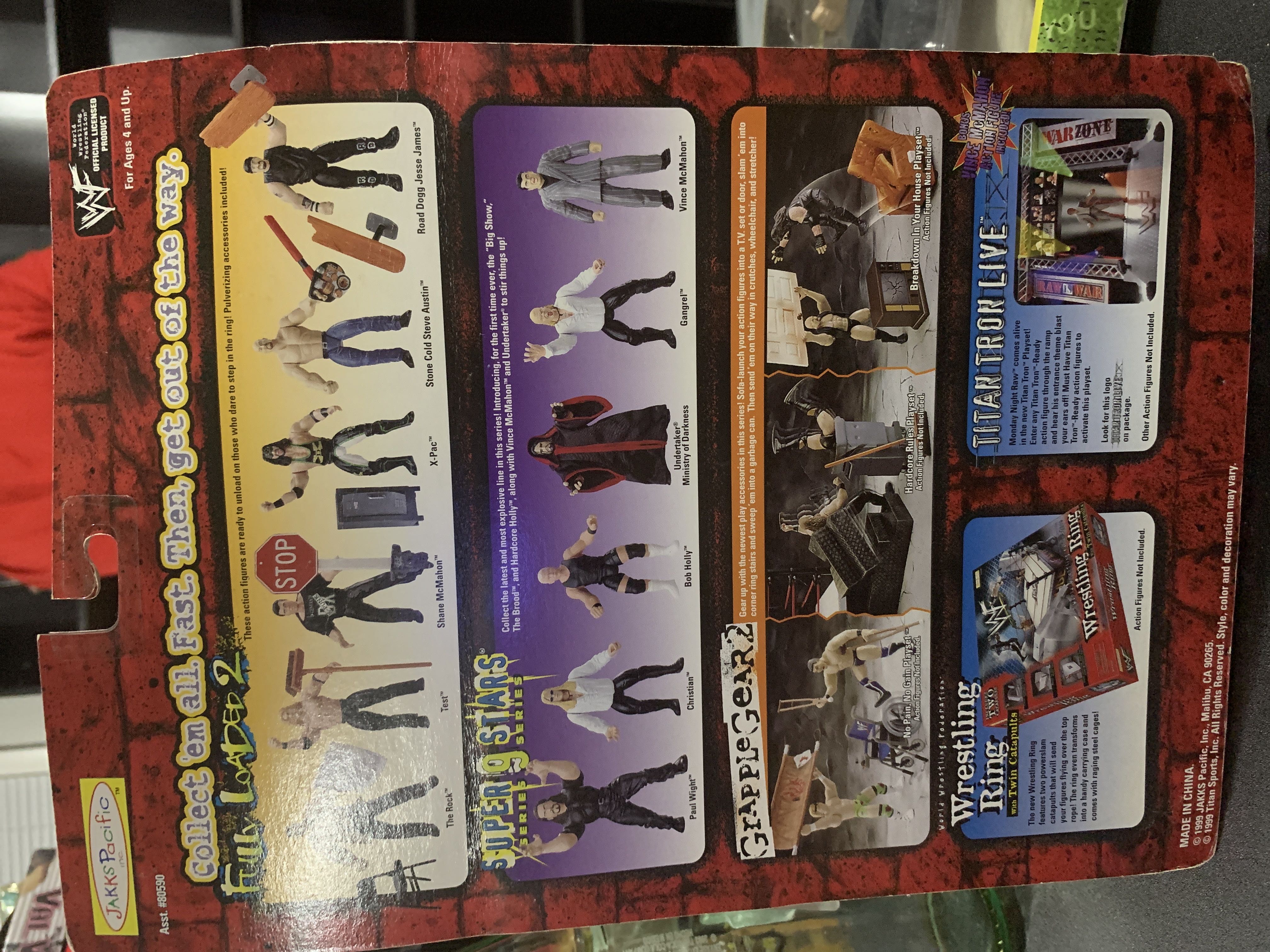 Stone Cold Steve Austin - Titan Sports (Summerslam ‘99) action figure collectible [Barcode 039897805924] - Main Image 2