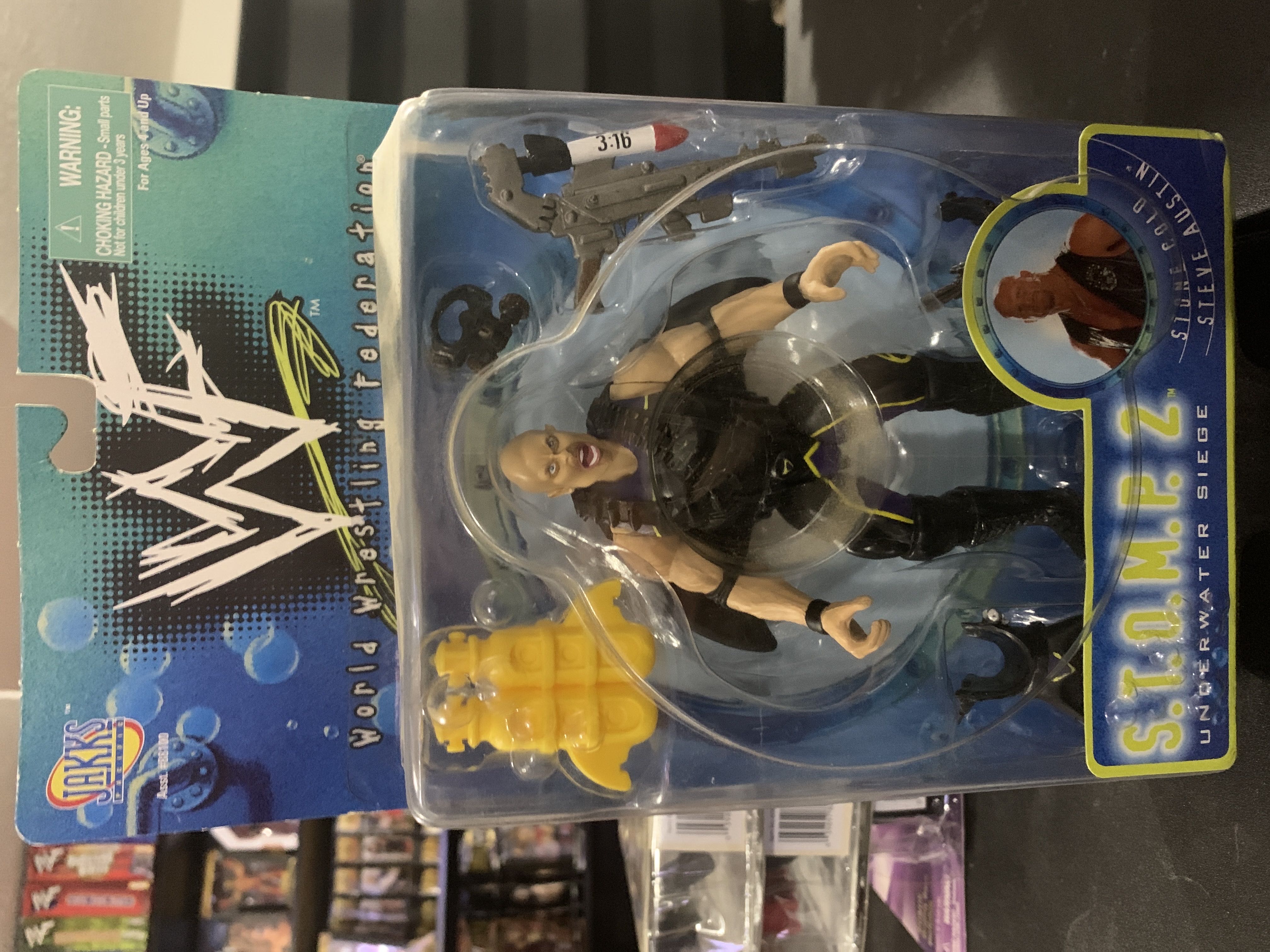 Gold Naruto Mystery Mini