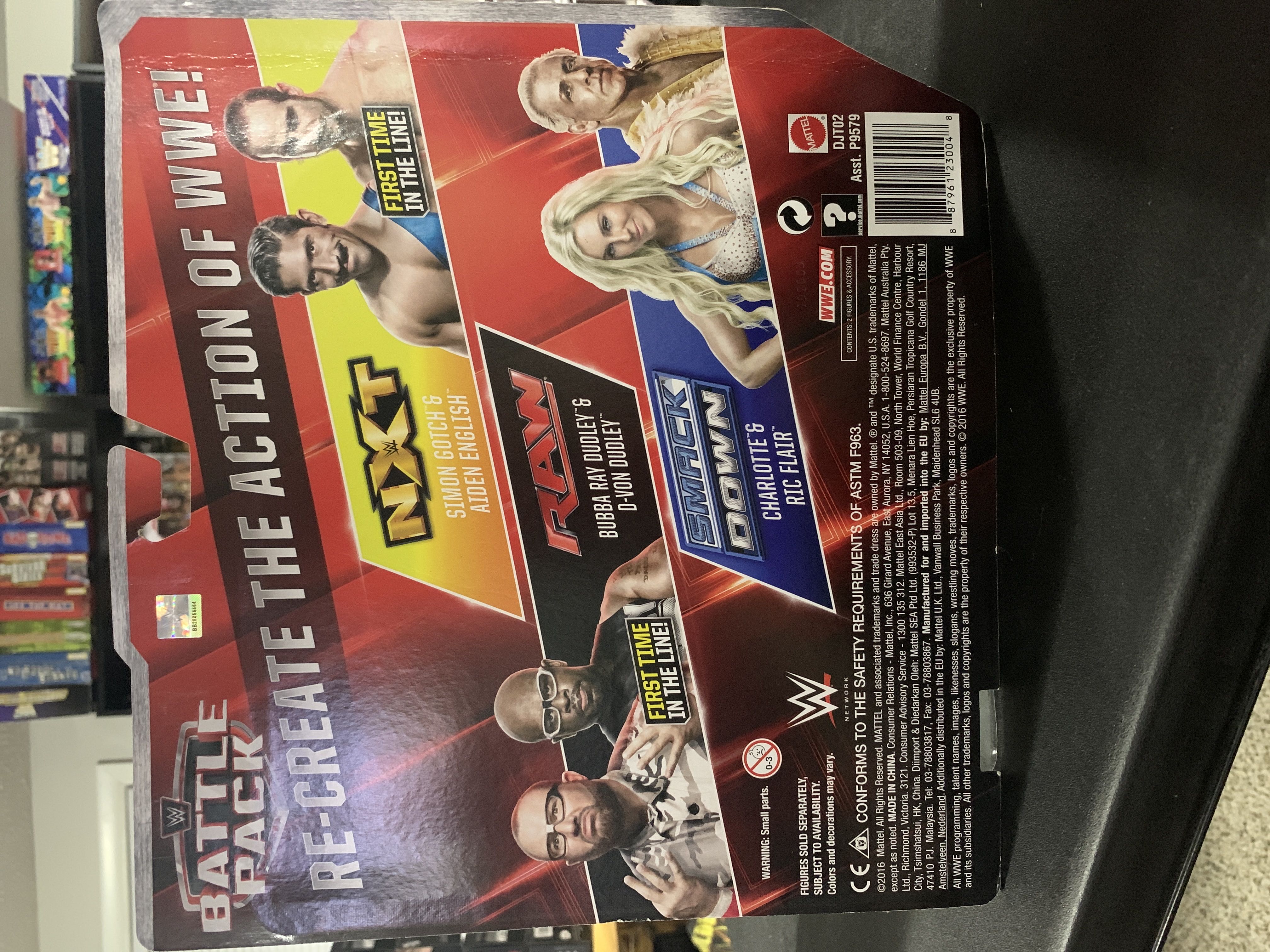 WWE Mattel Battle Pack Series 41 Charlotte & Ric Flair - Mattel (Basics) action figure collectible [Barcode 887961230048] - Main Image 2