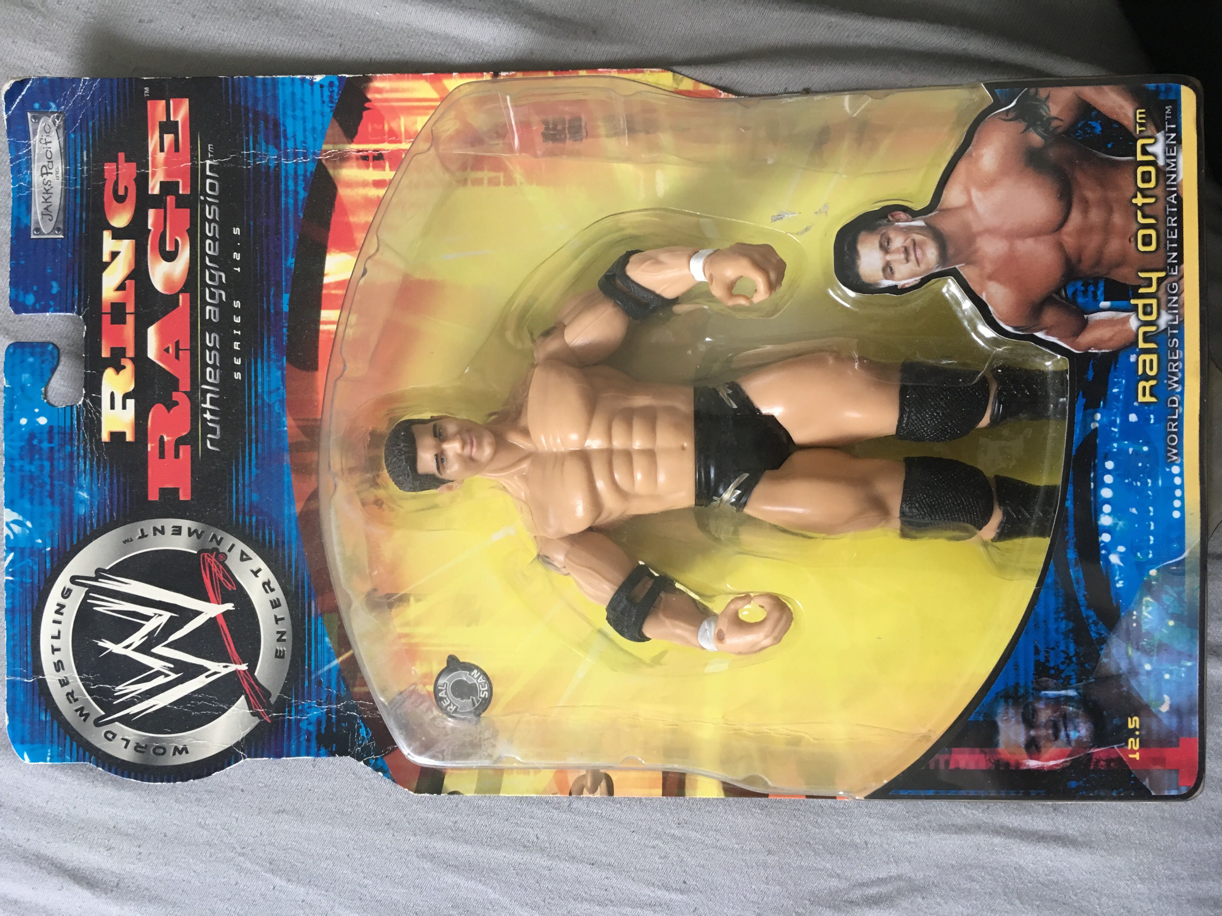 Superstar Fruit Flavored Snacks