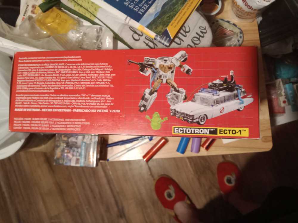 Ectotron Ecto-1 Ghostbusters - Hasbro (Transformers) (Transformers Collaborative) action figure collectible [Barcode 630509829415] - Main Image 3