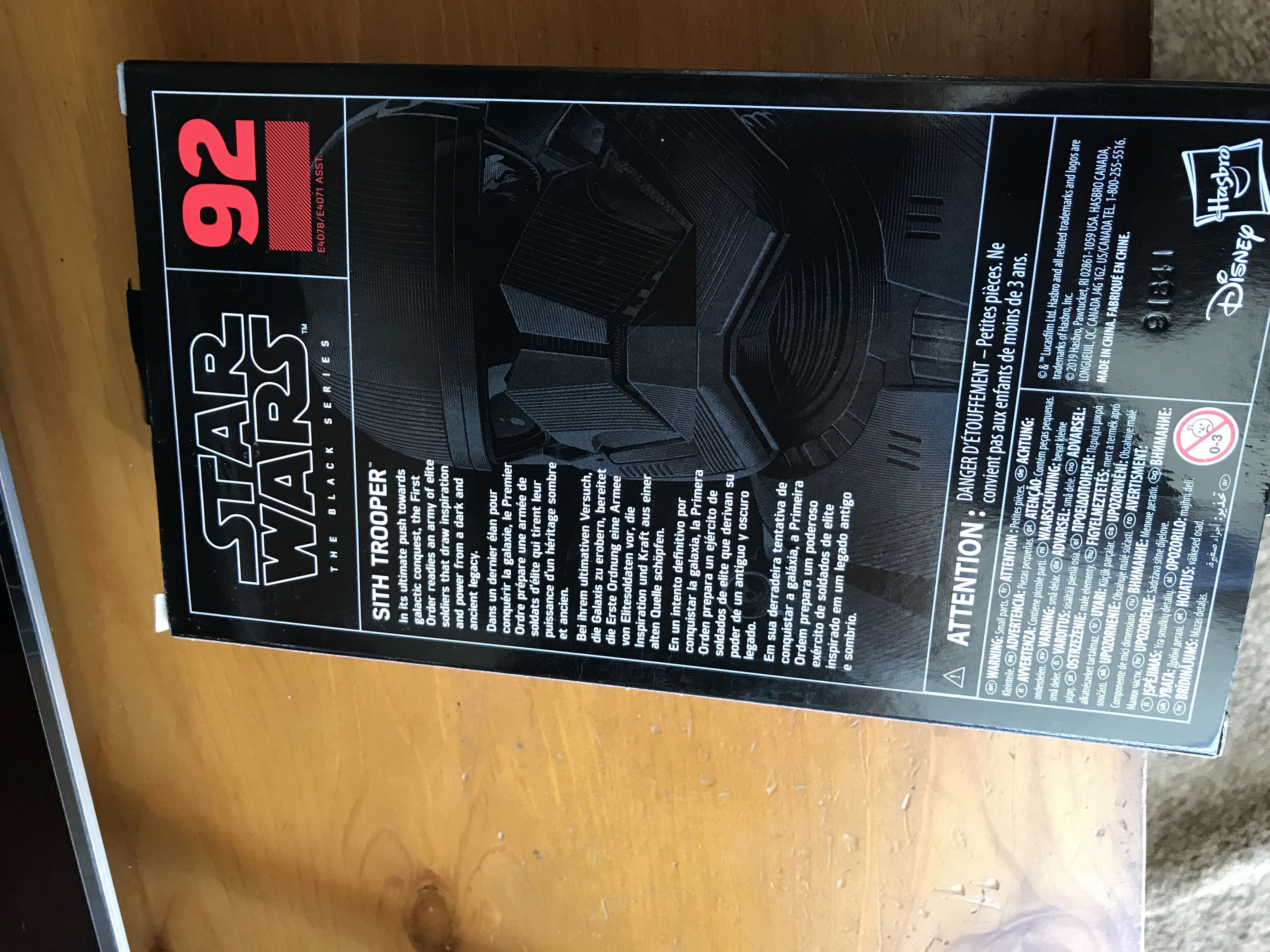 Star Wars: The Black Series 6” Sith Jet Trooper (The Rise of Skywalker) - Hasbro (Star Wars) action figure collectible [Barcode 630509867110] - Main Image 3