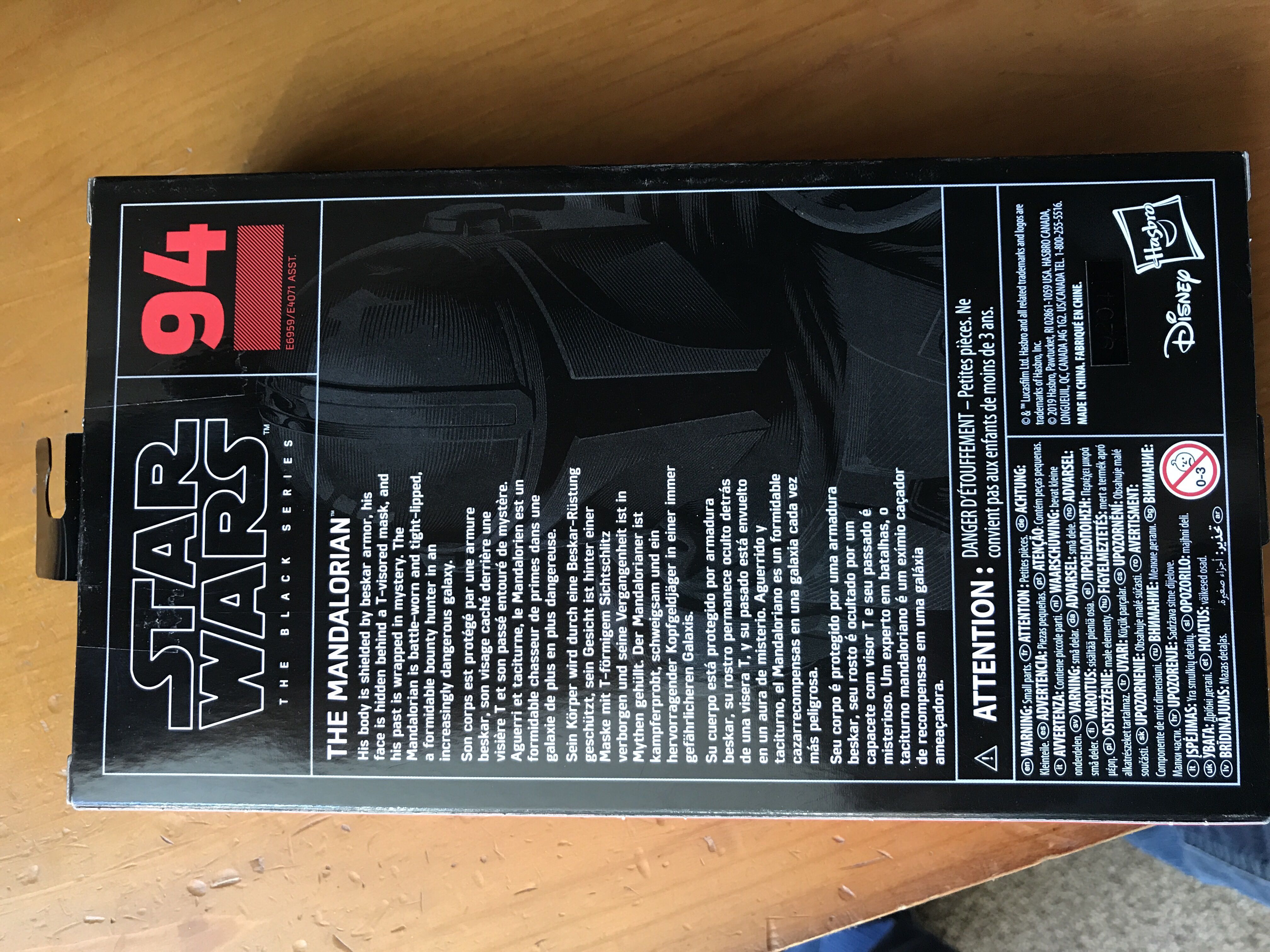 #94 The Mandalorian - Hasbro (Black Series) (Star Wars - The Black Series) action figure collectible [Barcode 630509867127] - Main Image 3
