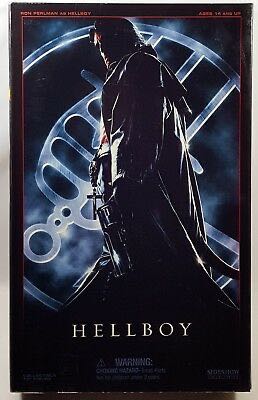 Hellboy - Sideshow Collectibles (Hellboy) action figure collectible [Barcode 747720202986] - Main Image 2