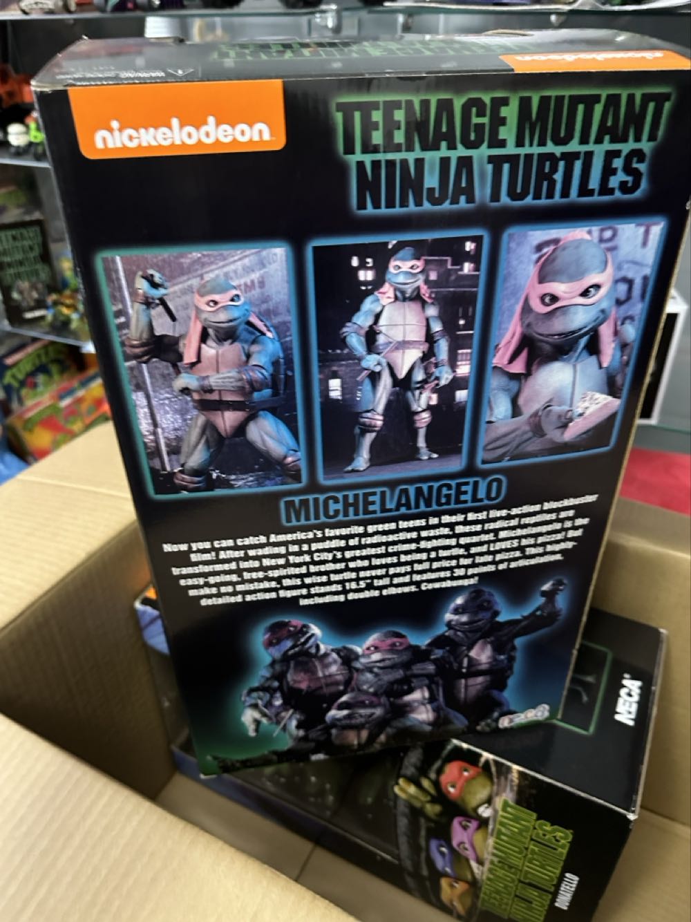 TMNT Michelangelo 1:4 - Neca (Teenage Mutant Ninja Turtles) action figure collectible [Barcode 634482540541] - Main Image 3