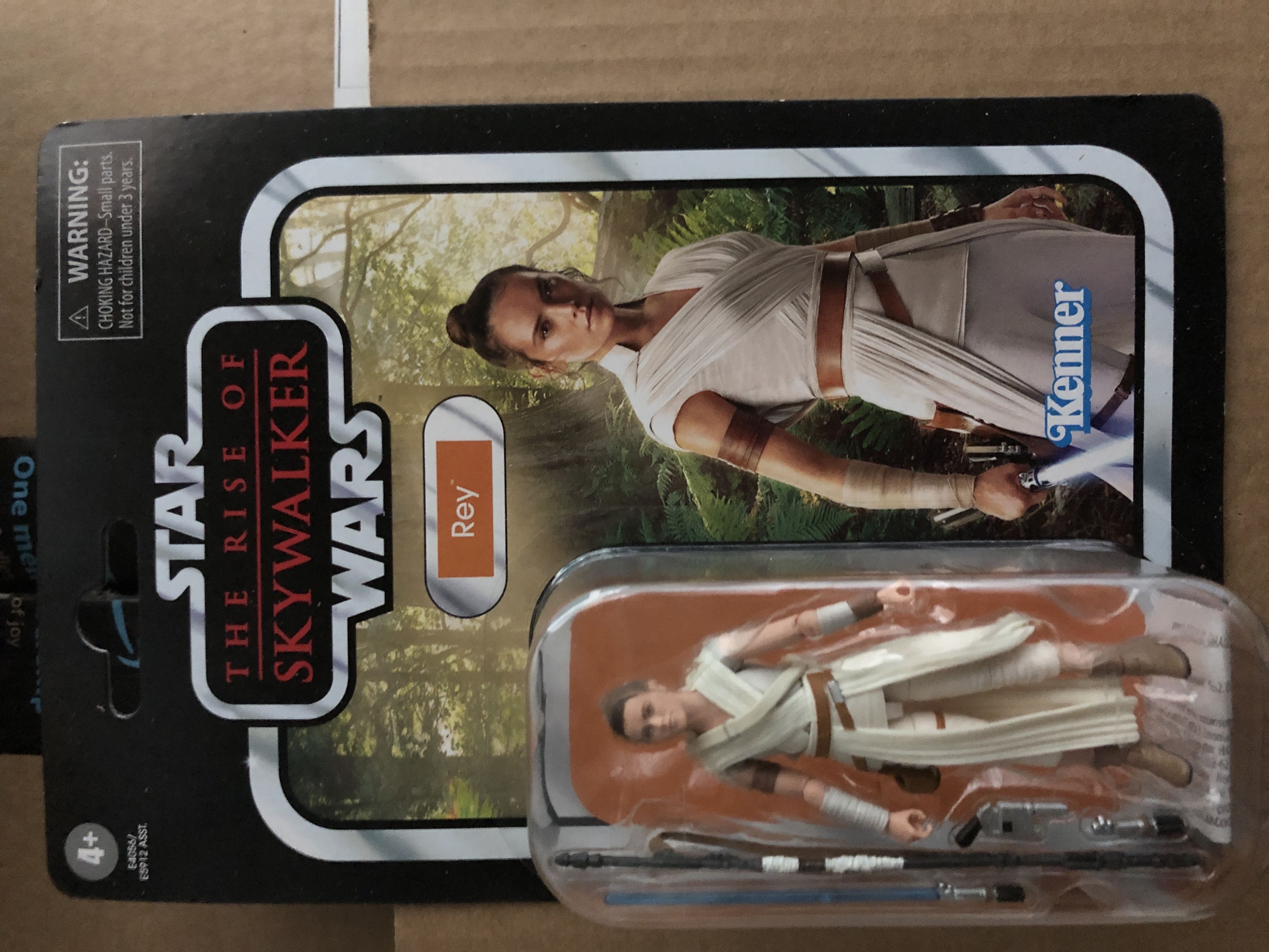 Rey VC156 TROS - Hasbro (Star Wars Episode IX: The Rise of Skywalker) action figure collectible - Main Image 1