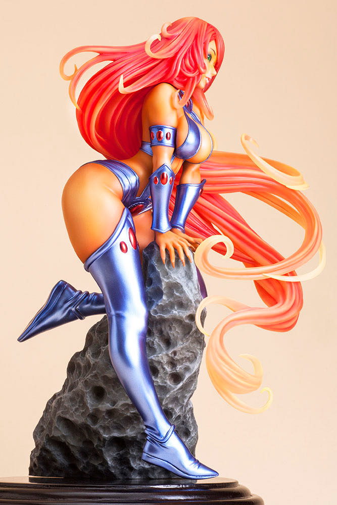 Starfire Bishoujo Statue - DC Comics action figure collectible [Barcode 603259046166] - Main Image 2
