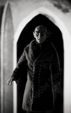 MEGO Nosferatu - MEGO Corp. (Nosferatu (1922)) action figure collectible [Barcode 850002478297] - Main Image 4
