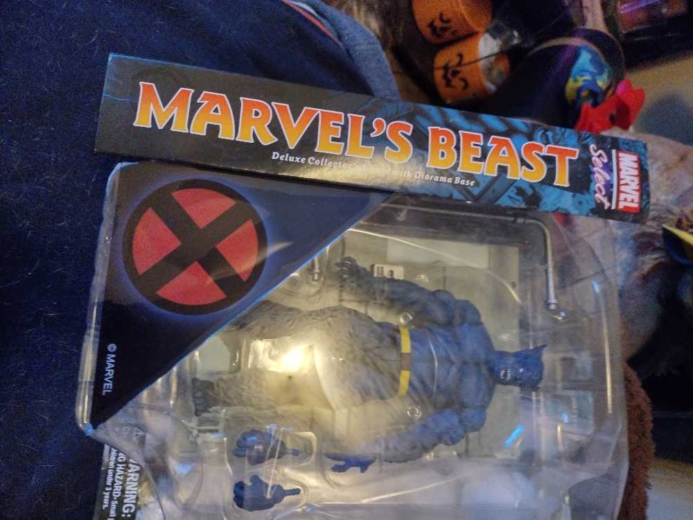 Beast - Diamond Select Toys (Marvel Select X-Men Series) action figure collectible [Barcode 699788829769] - Main Image 4